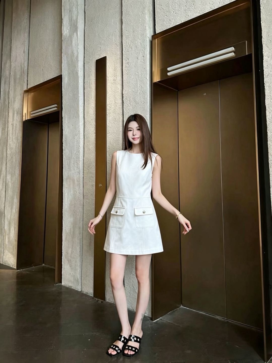 CD 26ss embroidery sleeveless dress
