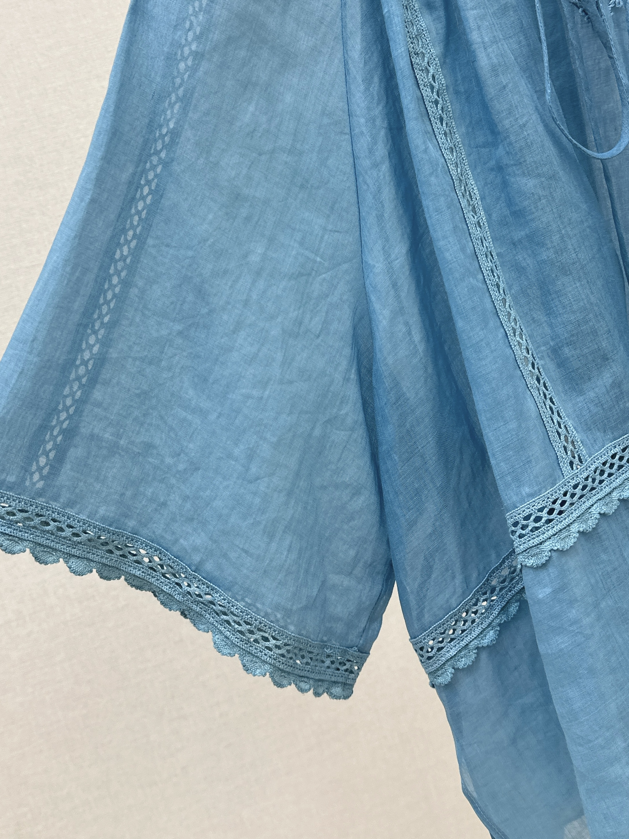 Chol 26ss cape sleeve blouse
