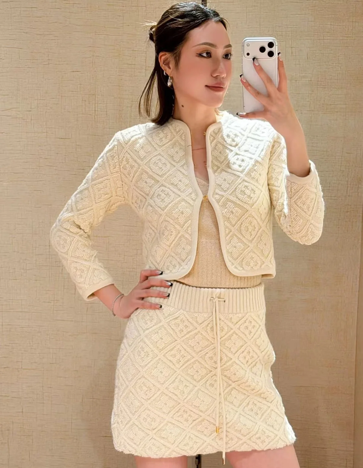 Louis 26ssc textured knit skirts