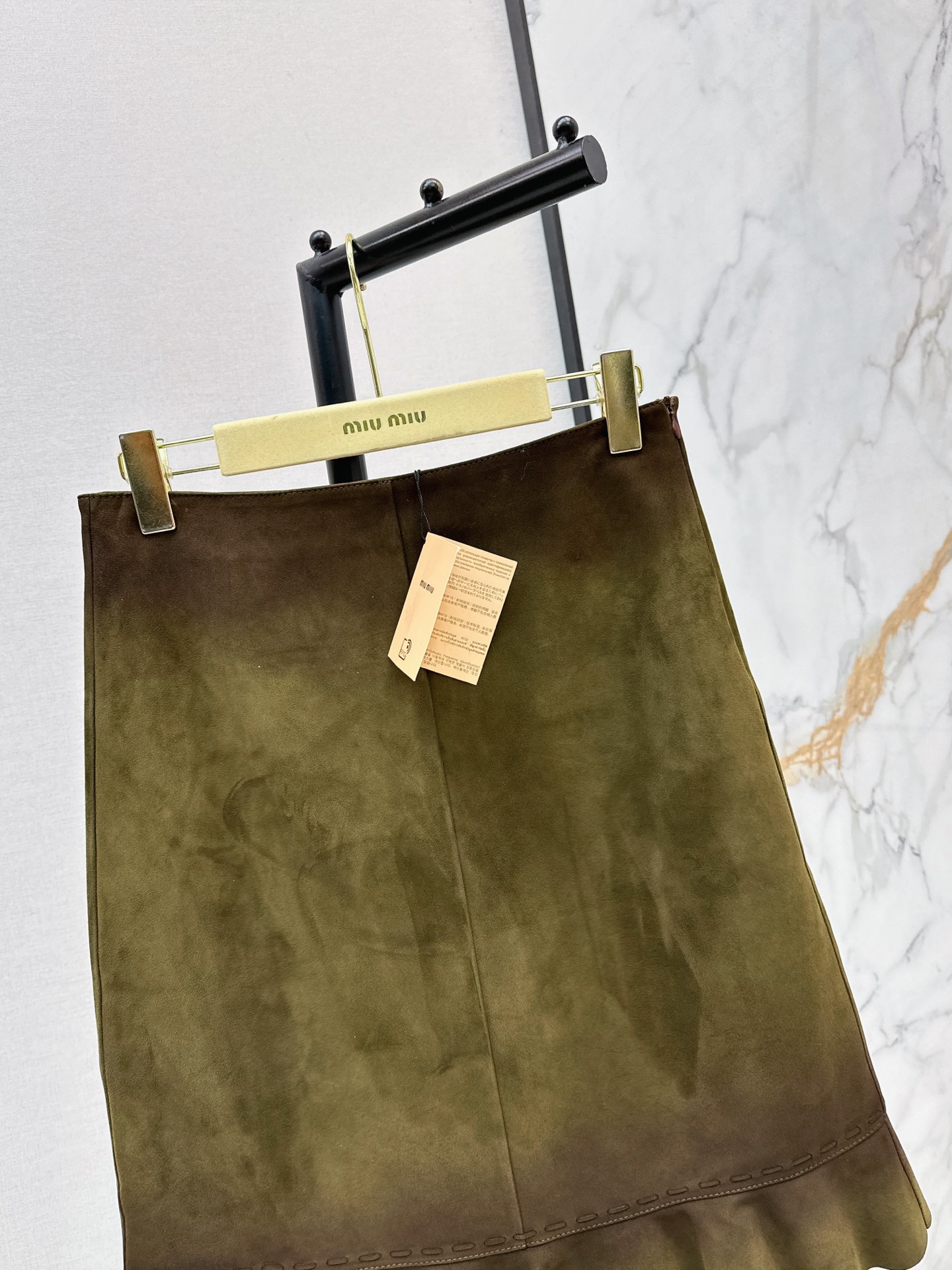 Miu 26ss suede leather skirt