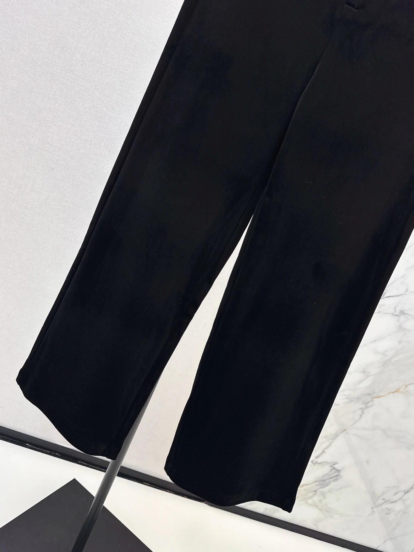 Chan 26ss velvet wide-leg pants