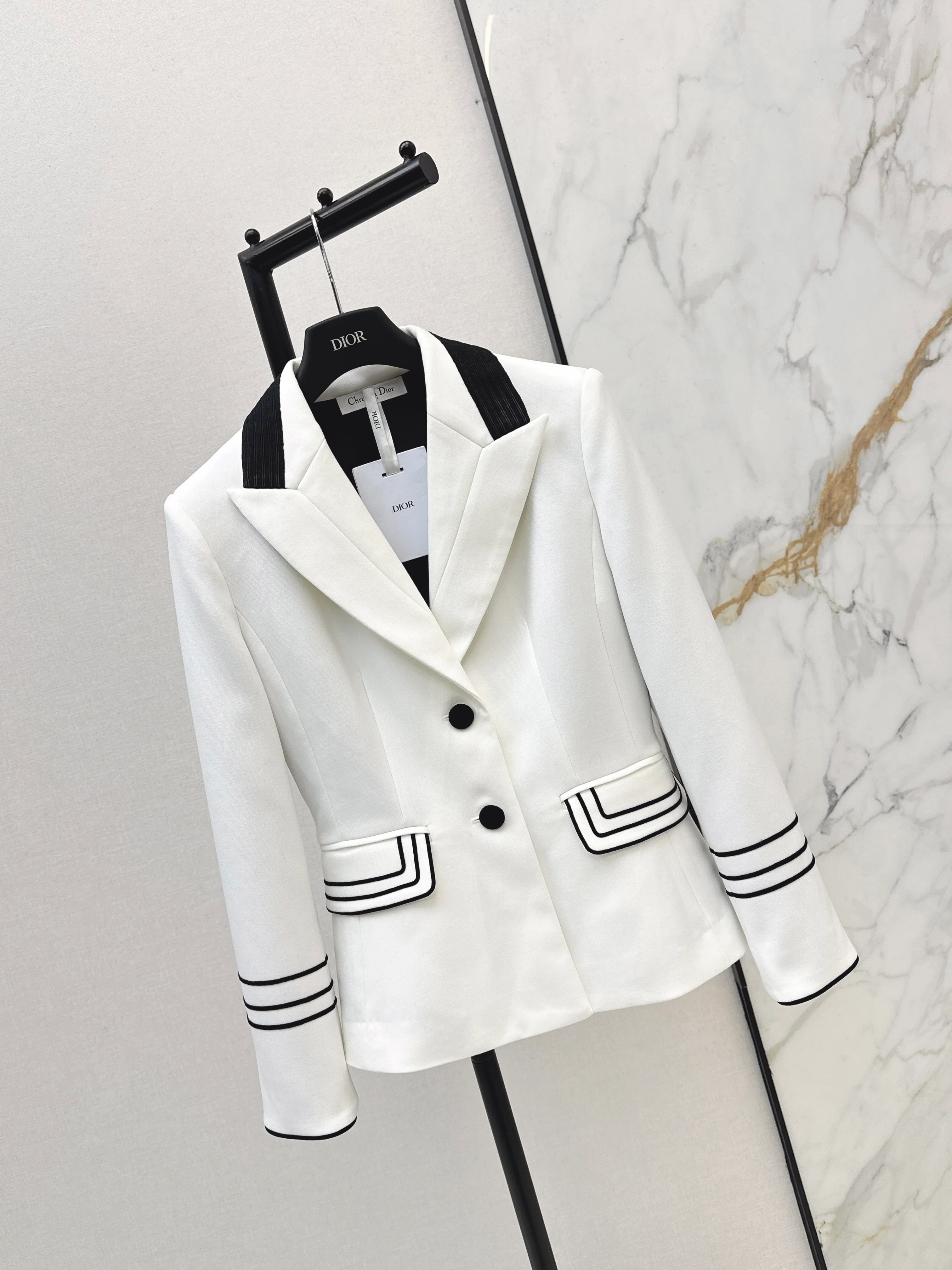 CD 26ss contract trim blazer