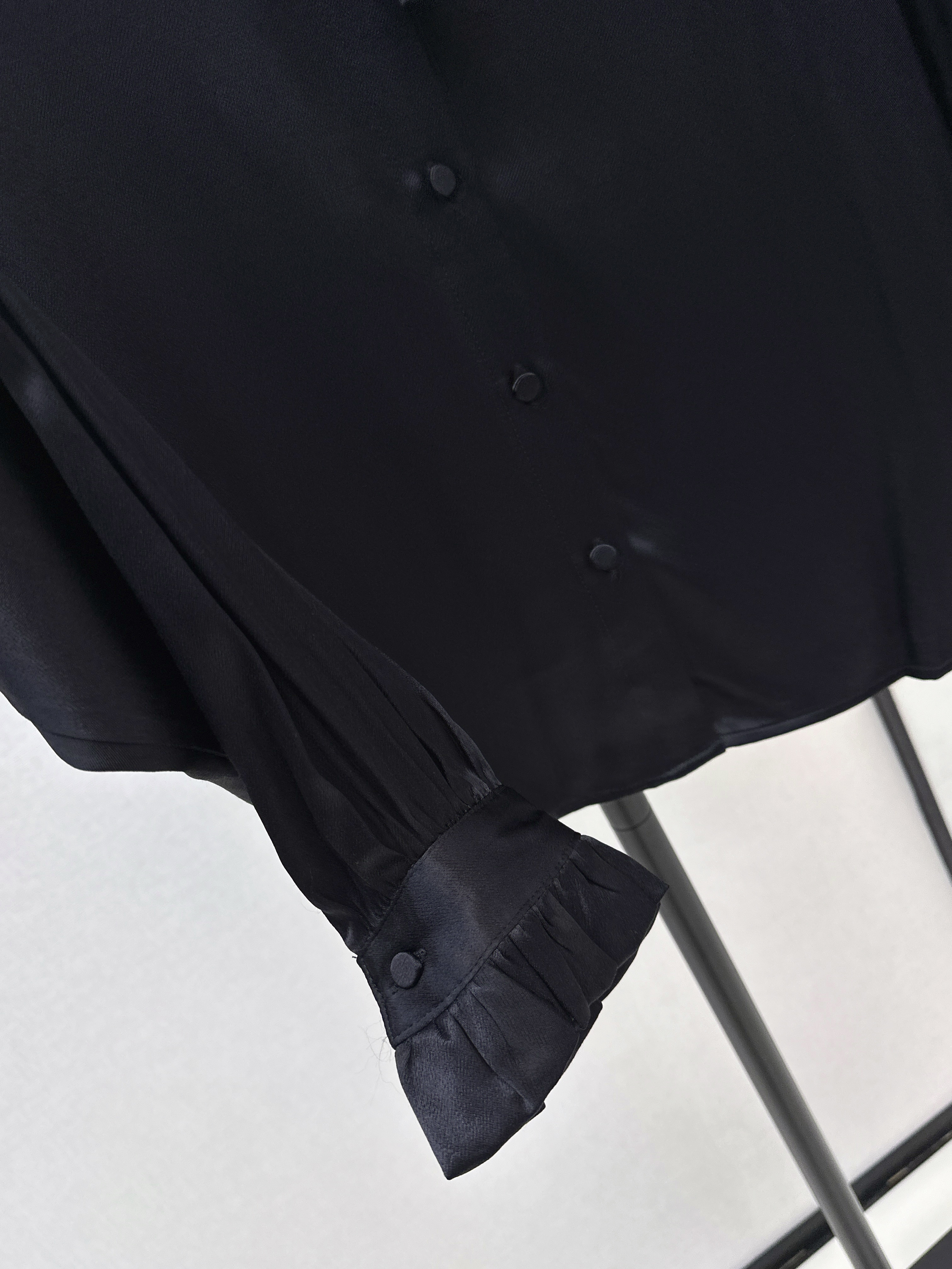 Guc 26ss ruffle ribbon shirts