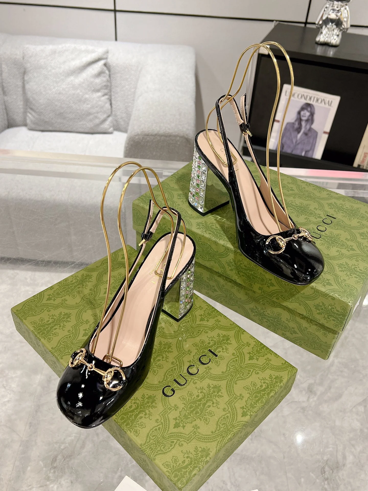Gucc 26ss rhinestone slingback chunky high heel