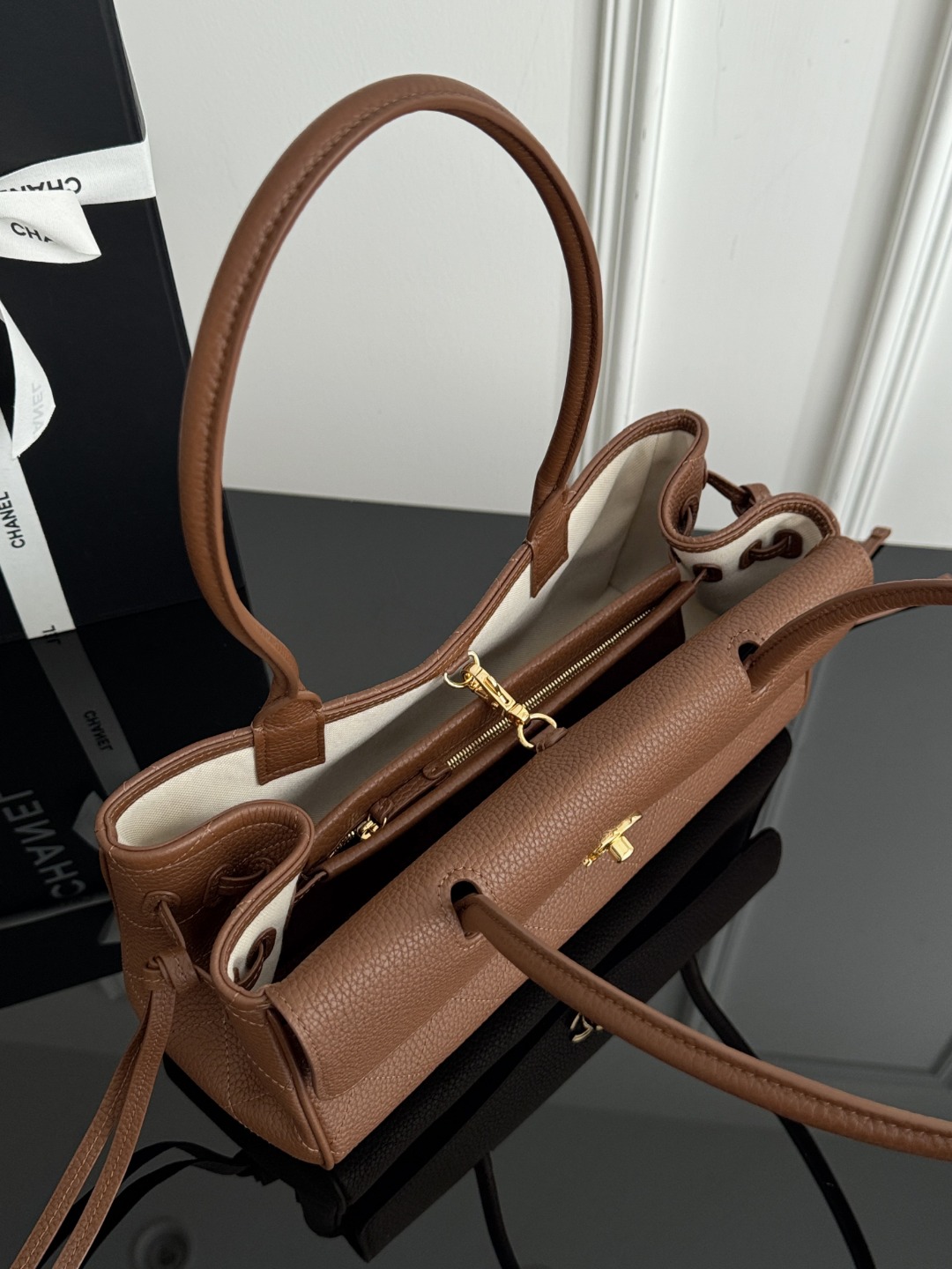 Chan 26S bowling bag