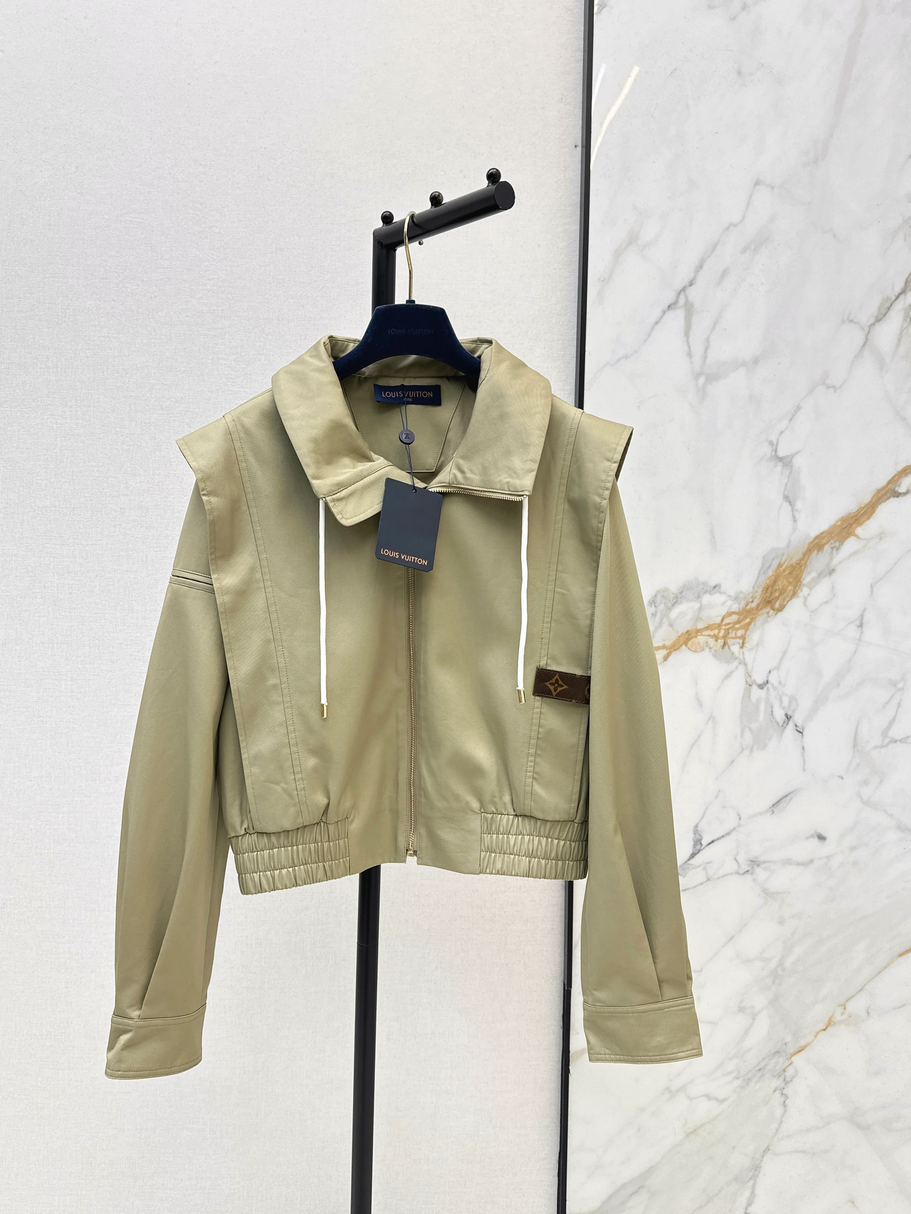 Louis 26ss drawstring jacket