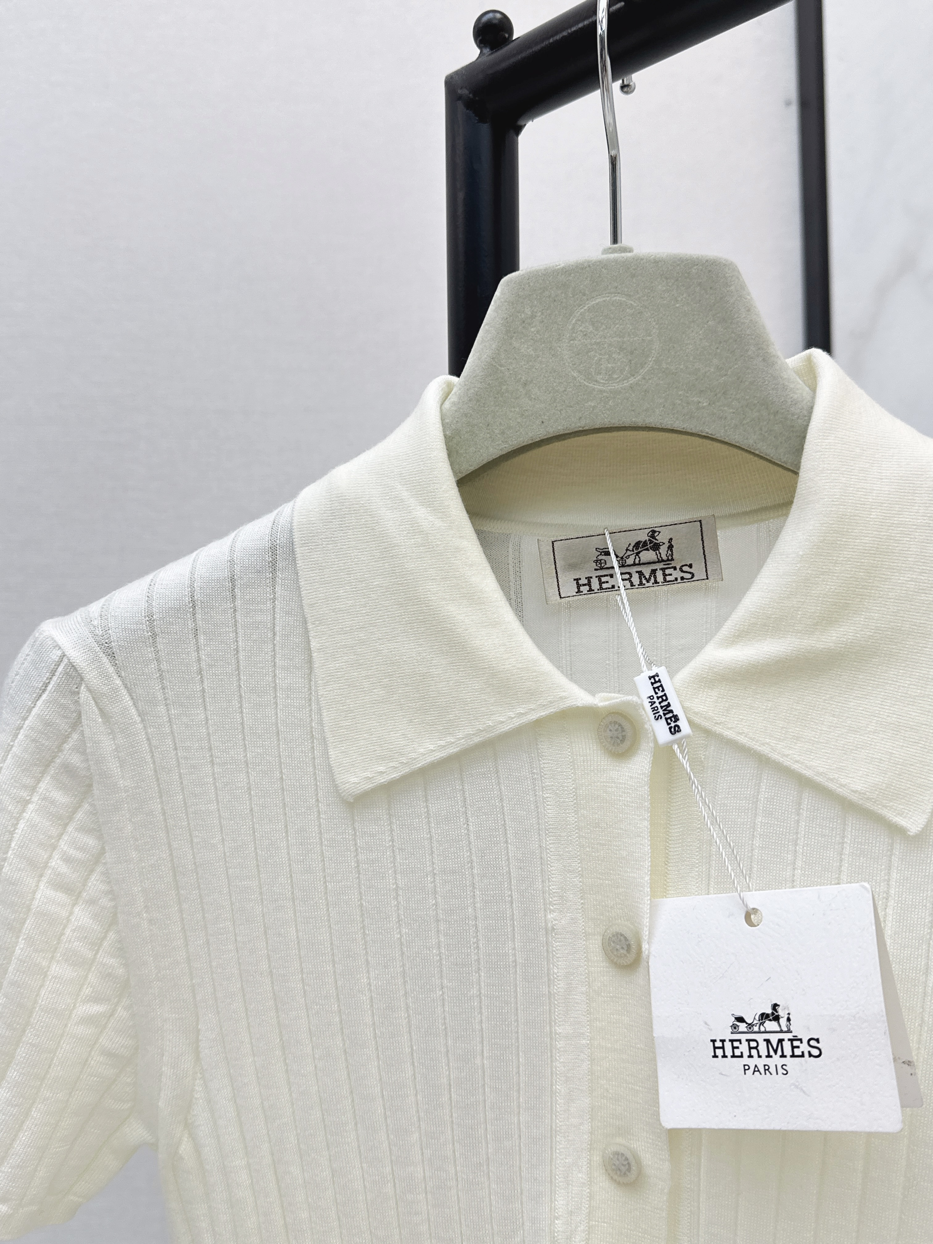 Her 26ss knit sweater