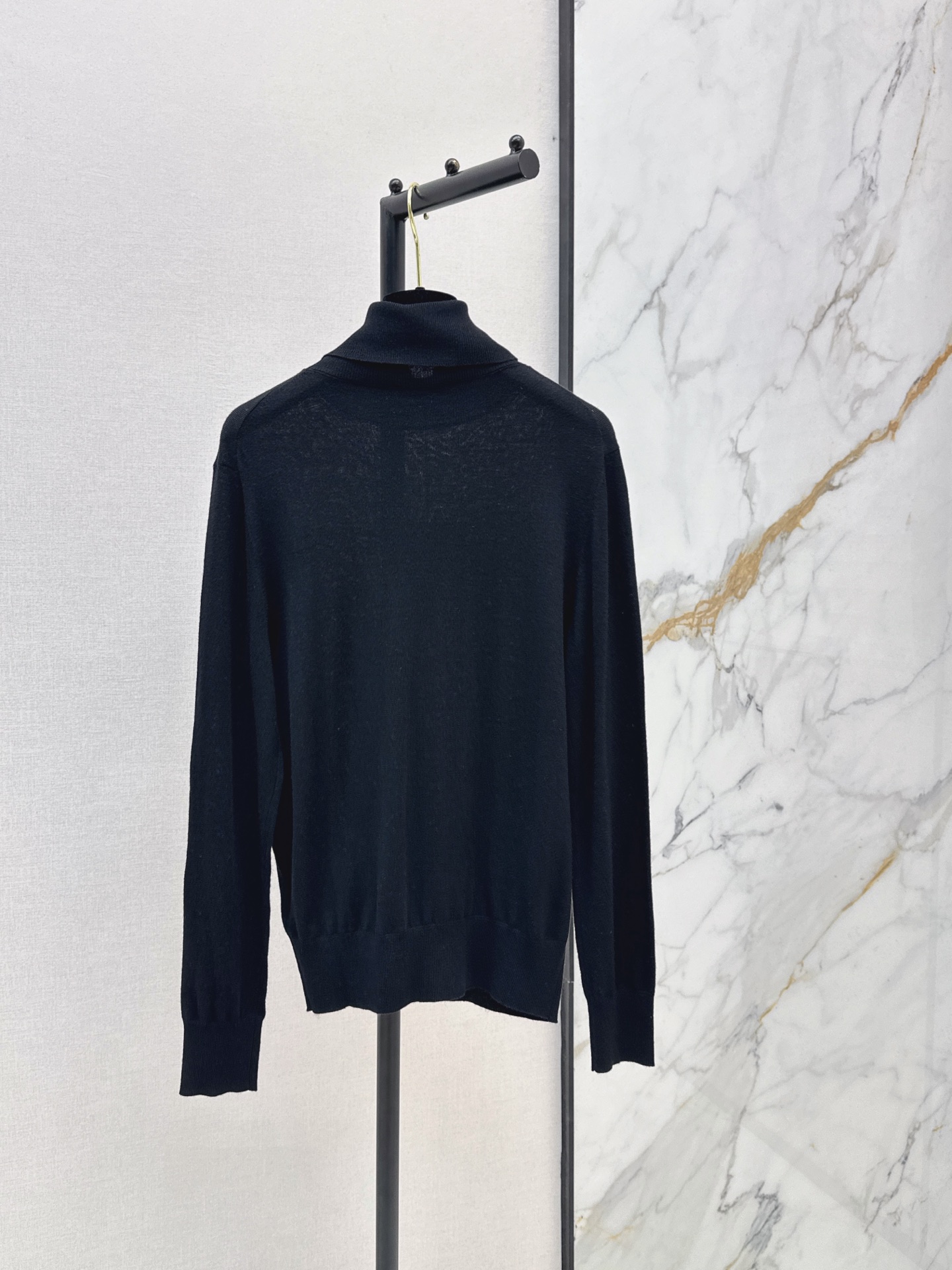 Chan 26ss high neck sweater