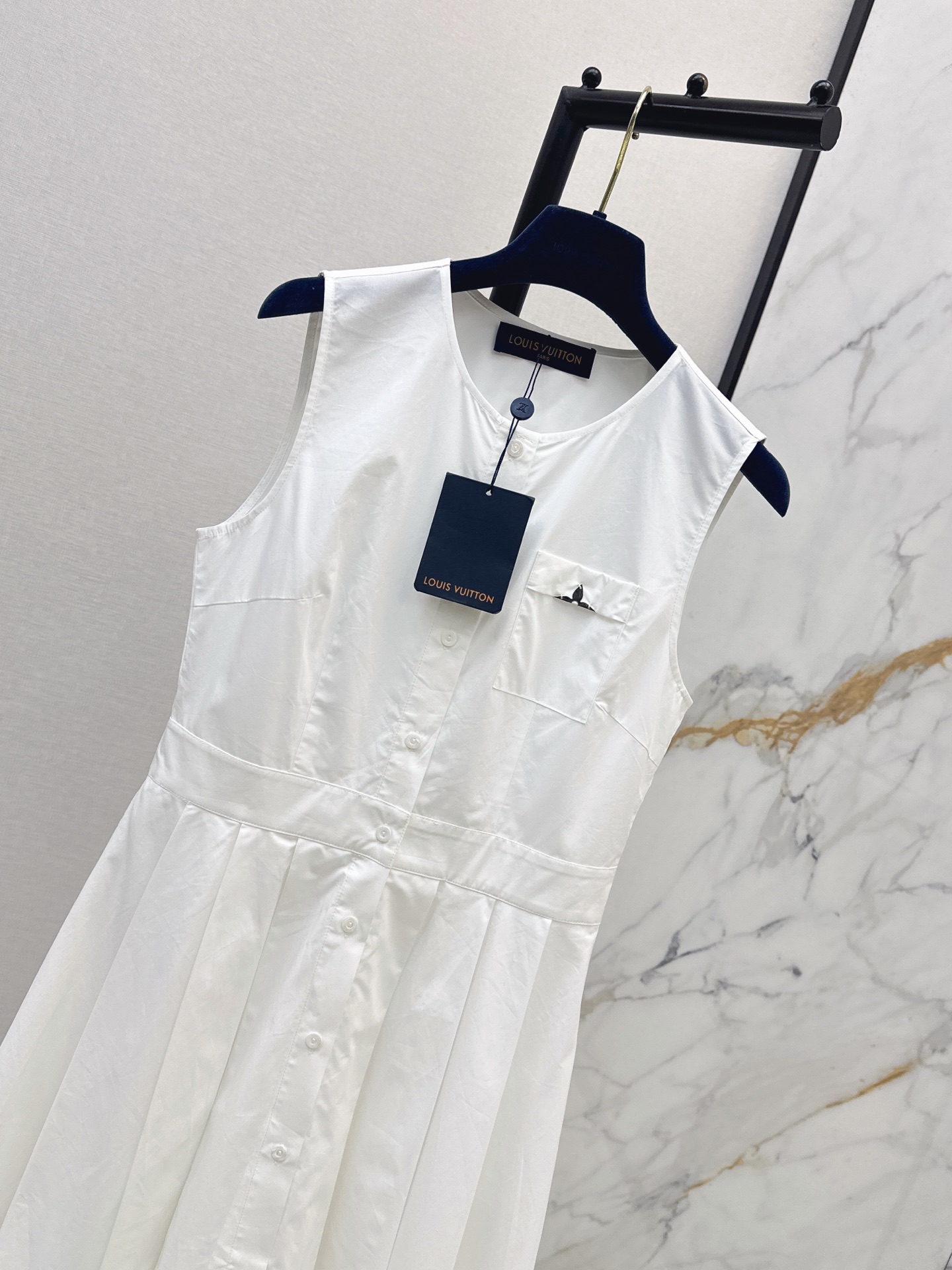 Loui 26ss sleeveless asymmetrical dress