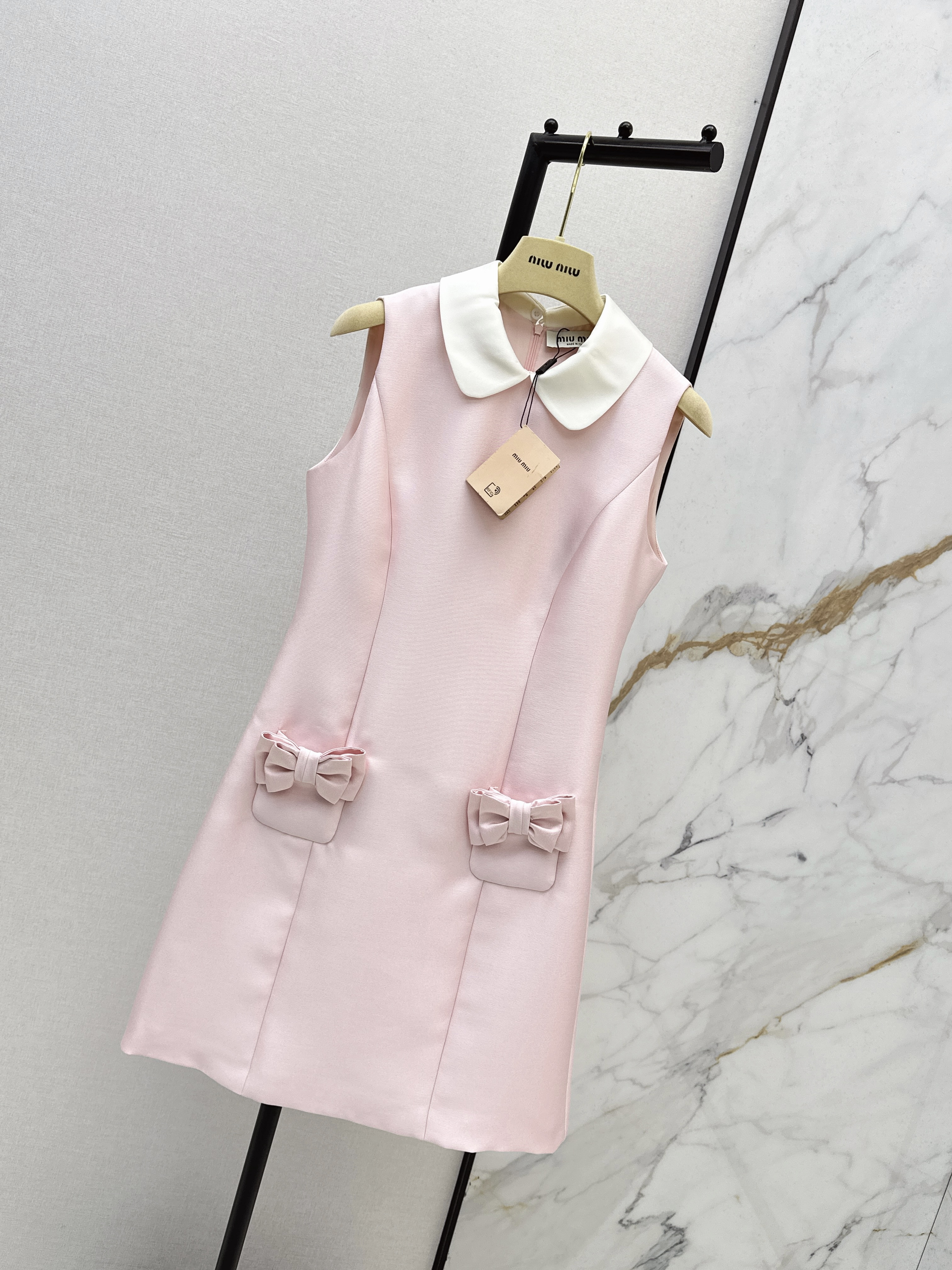 Miu 26ss bow sleeveless dress