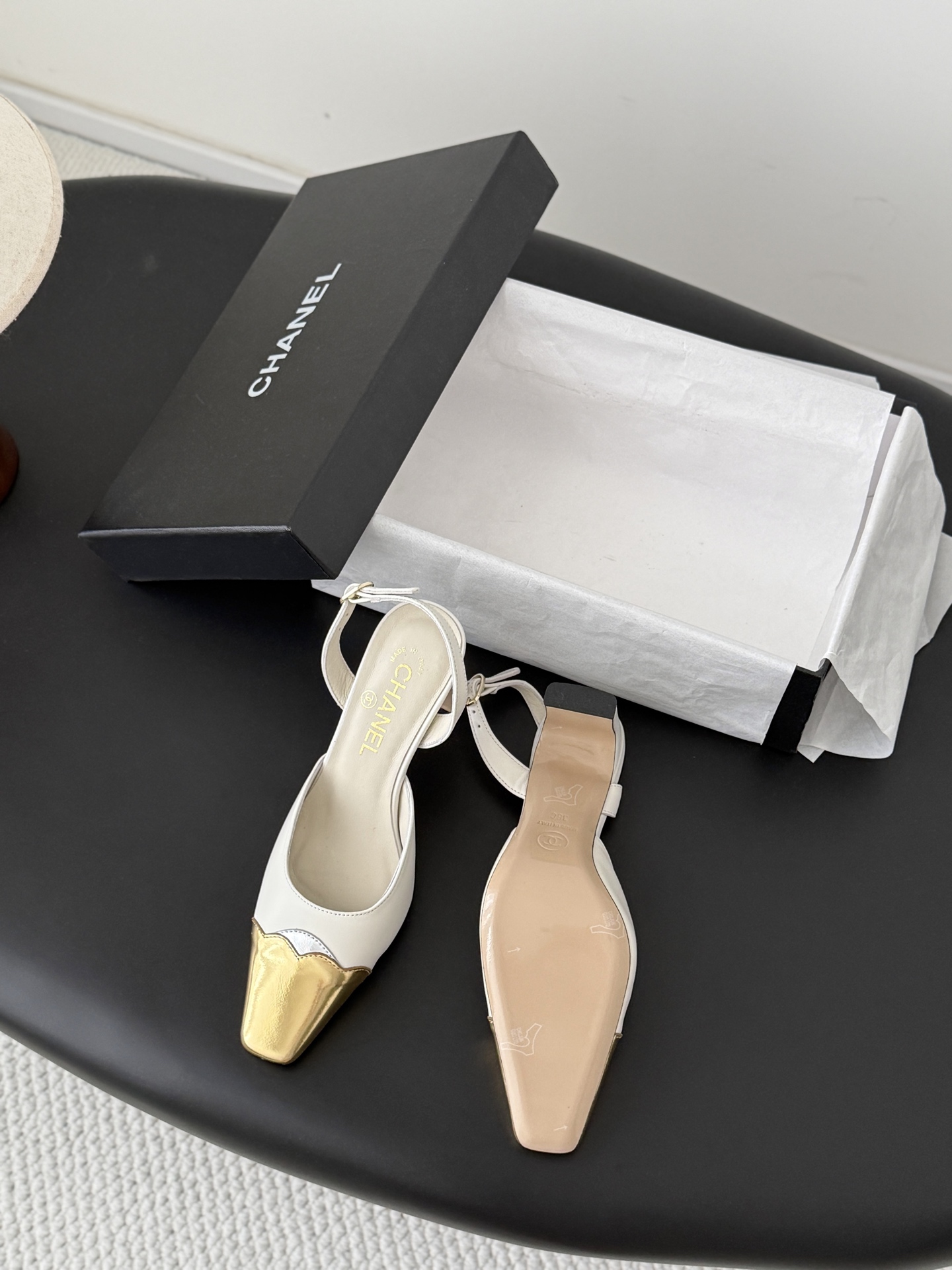 Chan 26P gold cap toe slingback heels