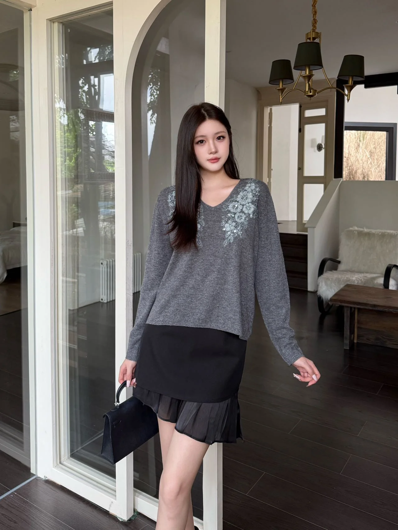 ES 25fw beading sweater