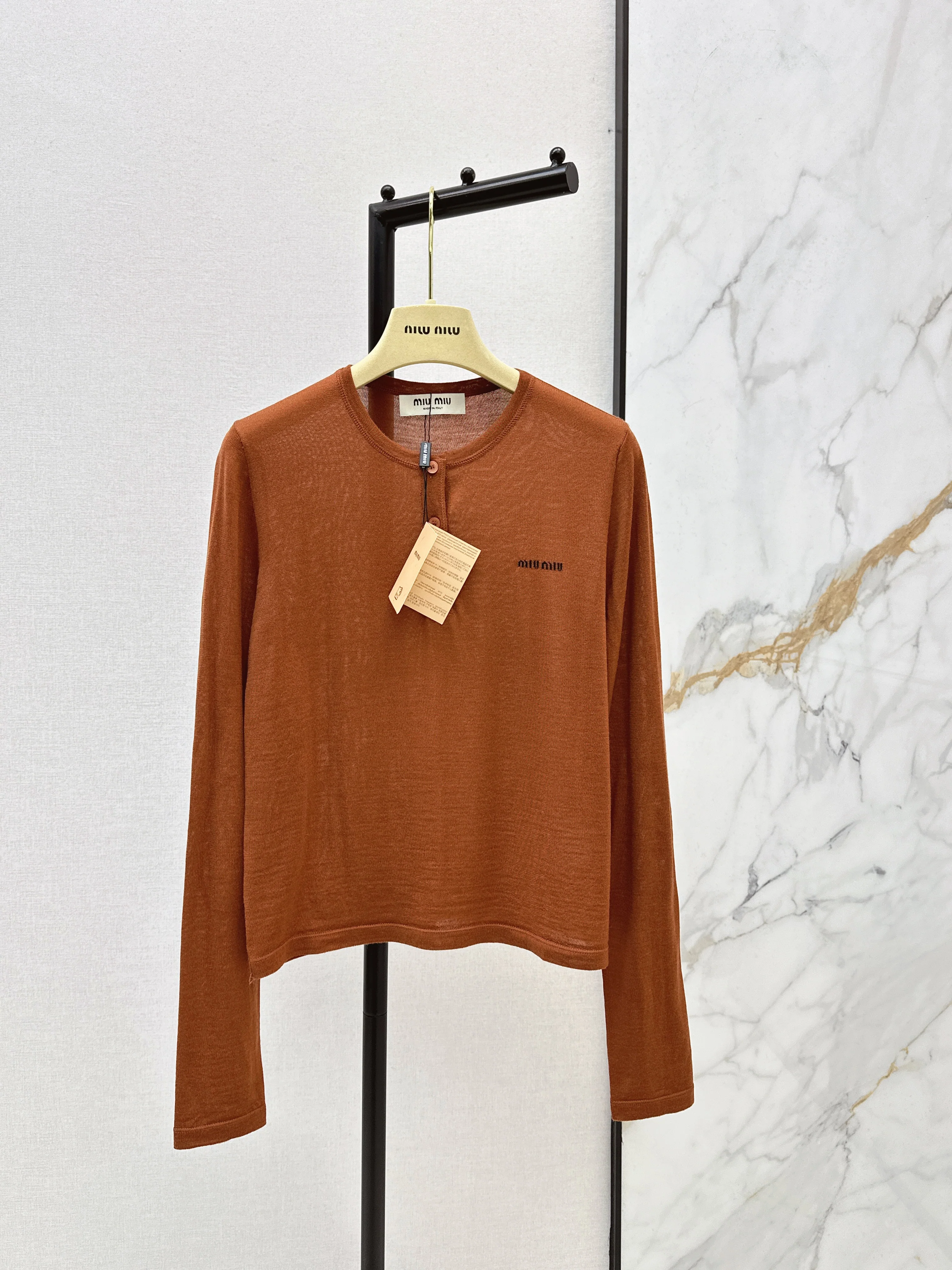 Miu 26ss knitted sweater