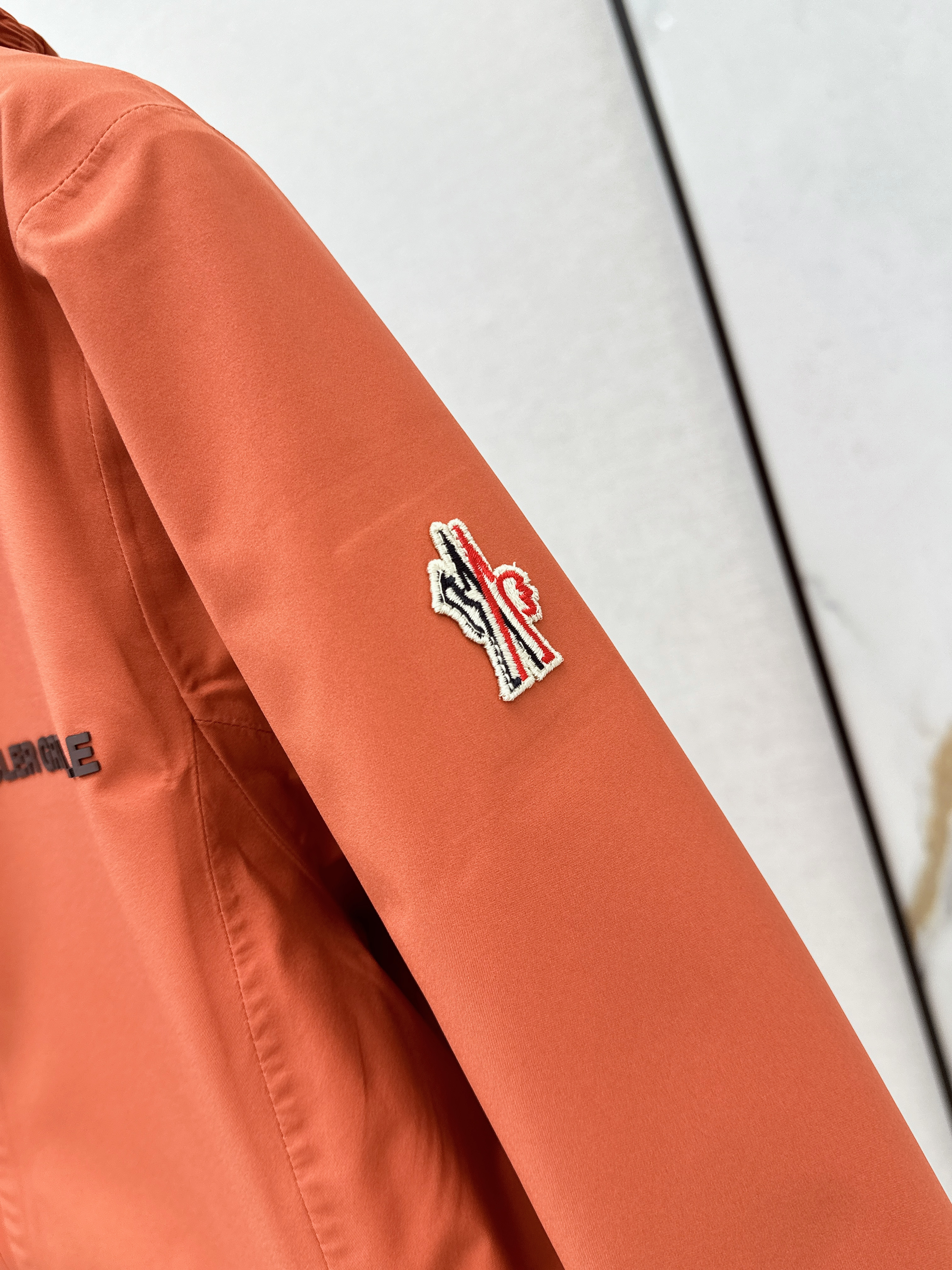 Monc 26ss windbreaker