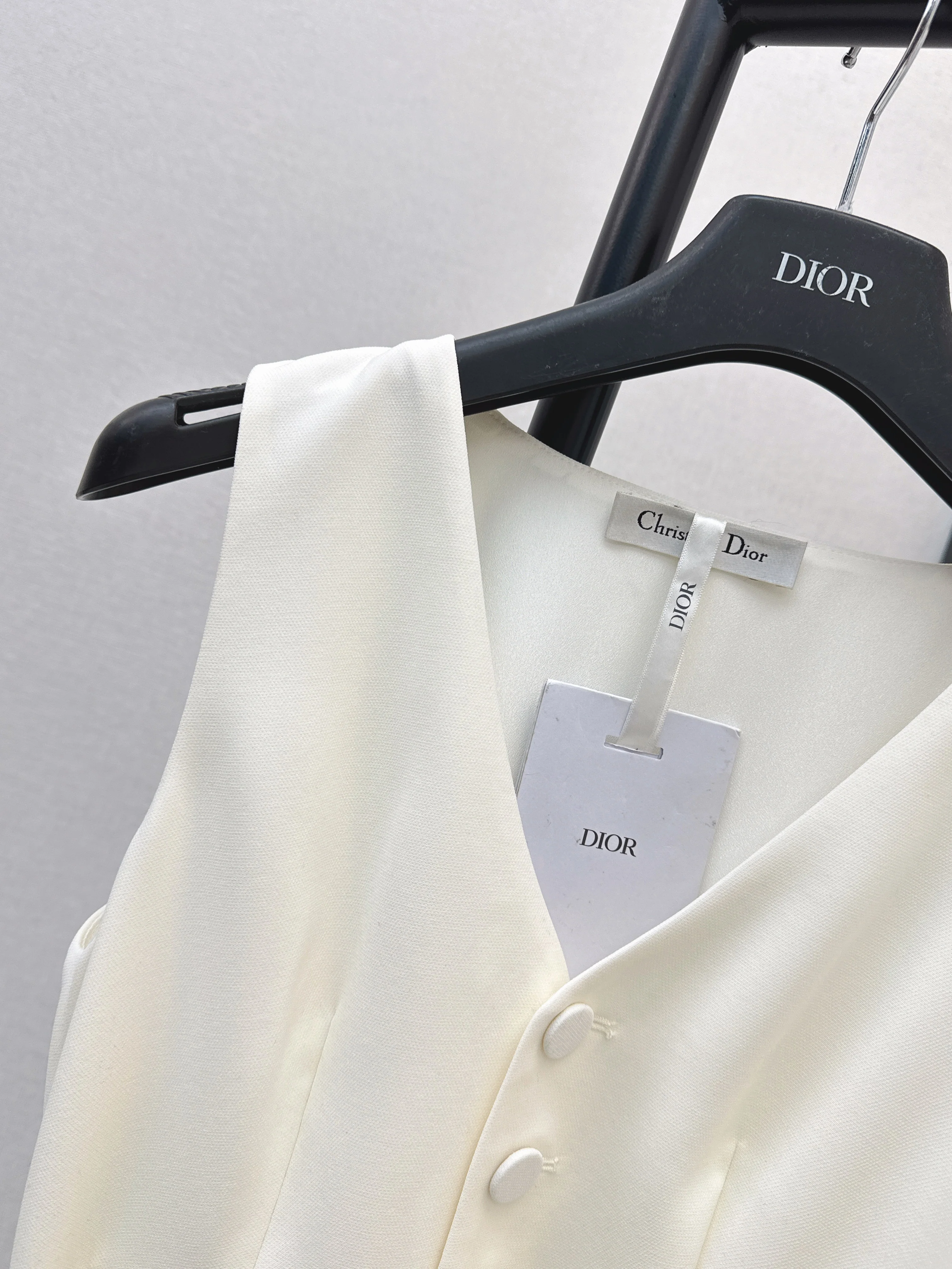 CD 26ss sleeveless back-bow cocktail dress