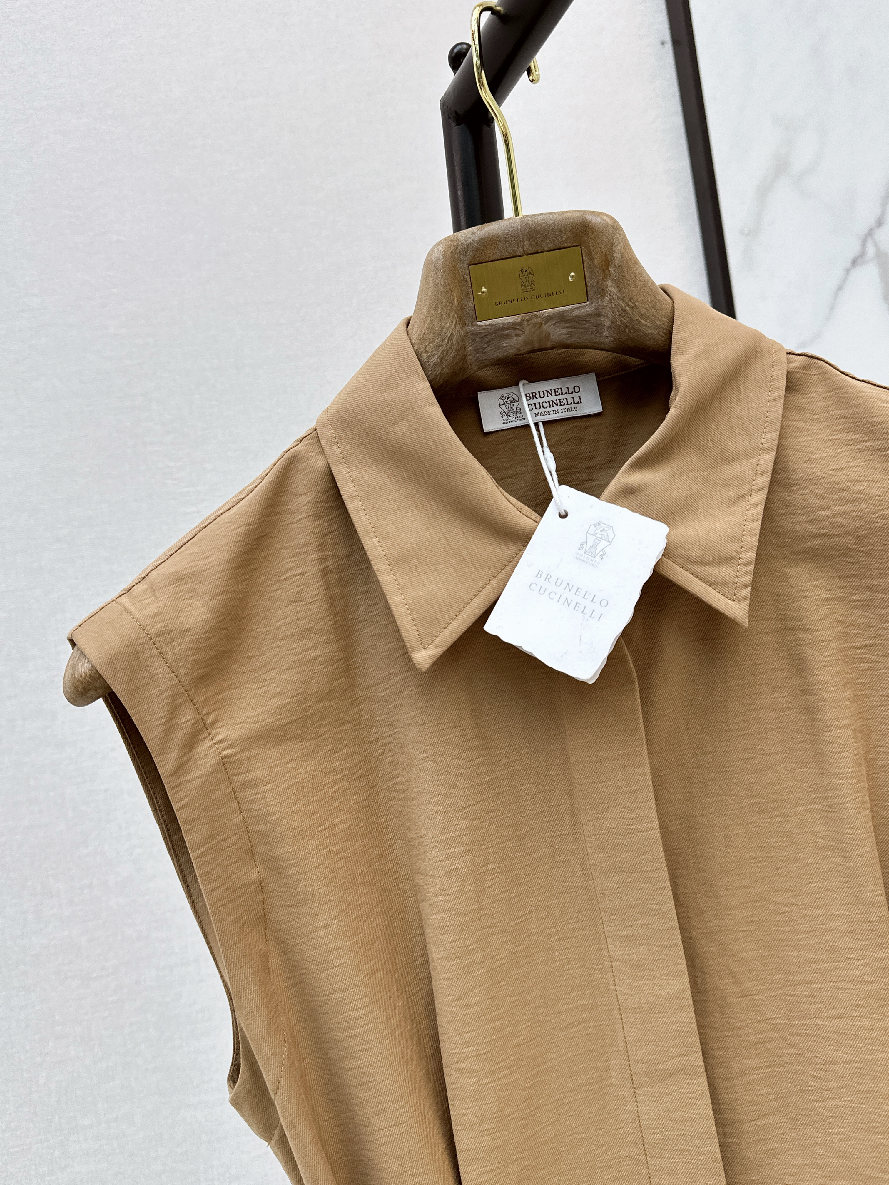 Brun 26ss sleeveless shirt dress