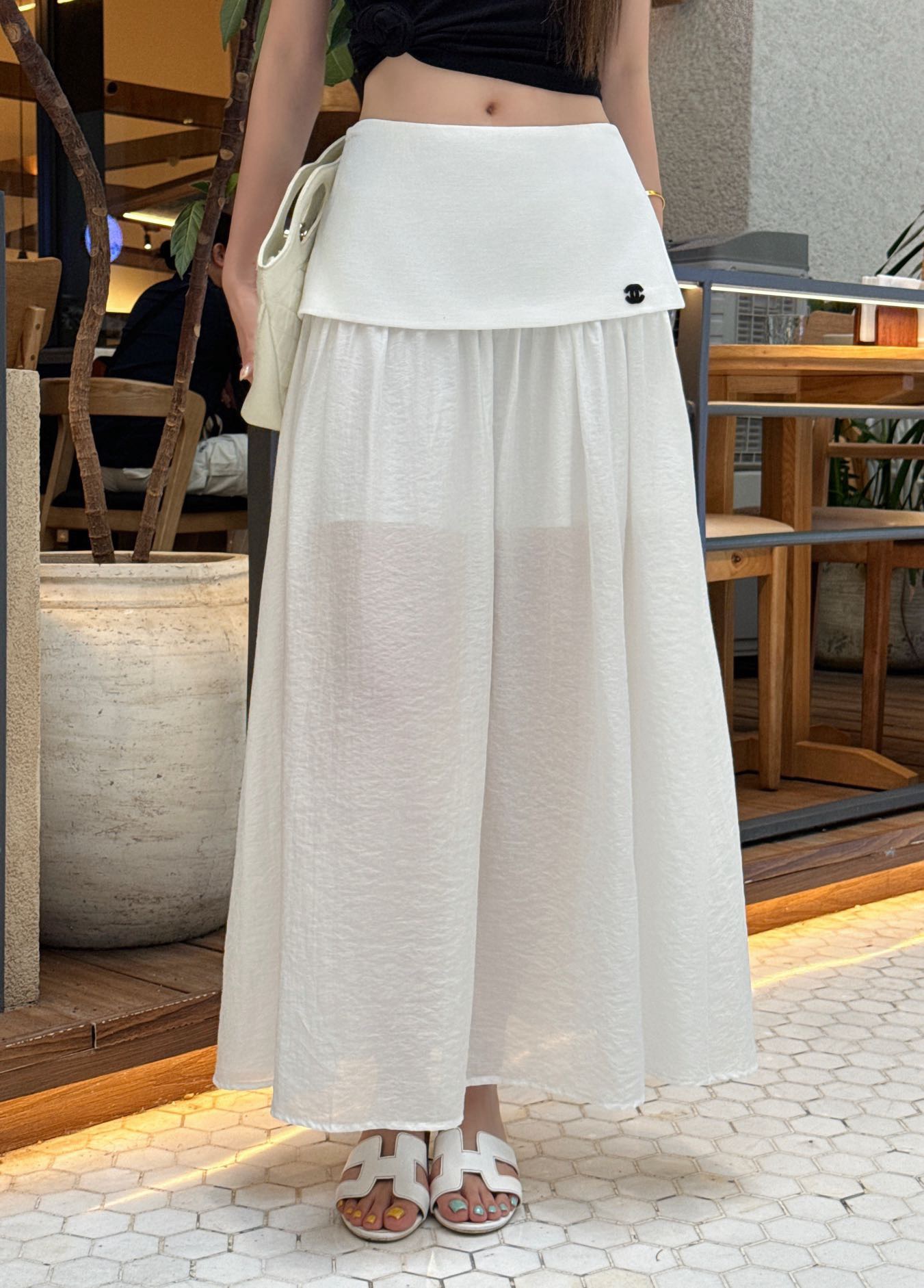 Chan 26ss contract mesh skirt