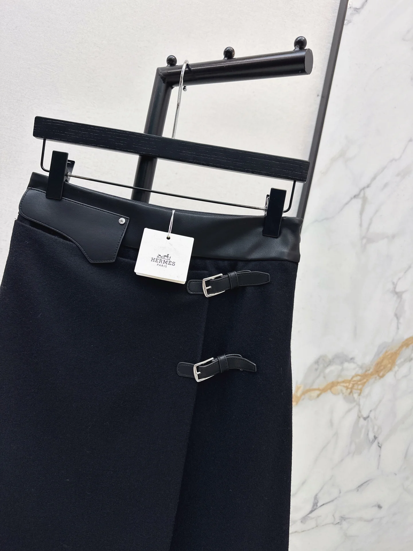 Herm 26ss contract pu skirts