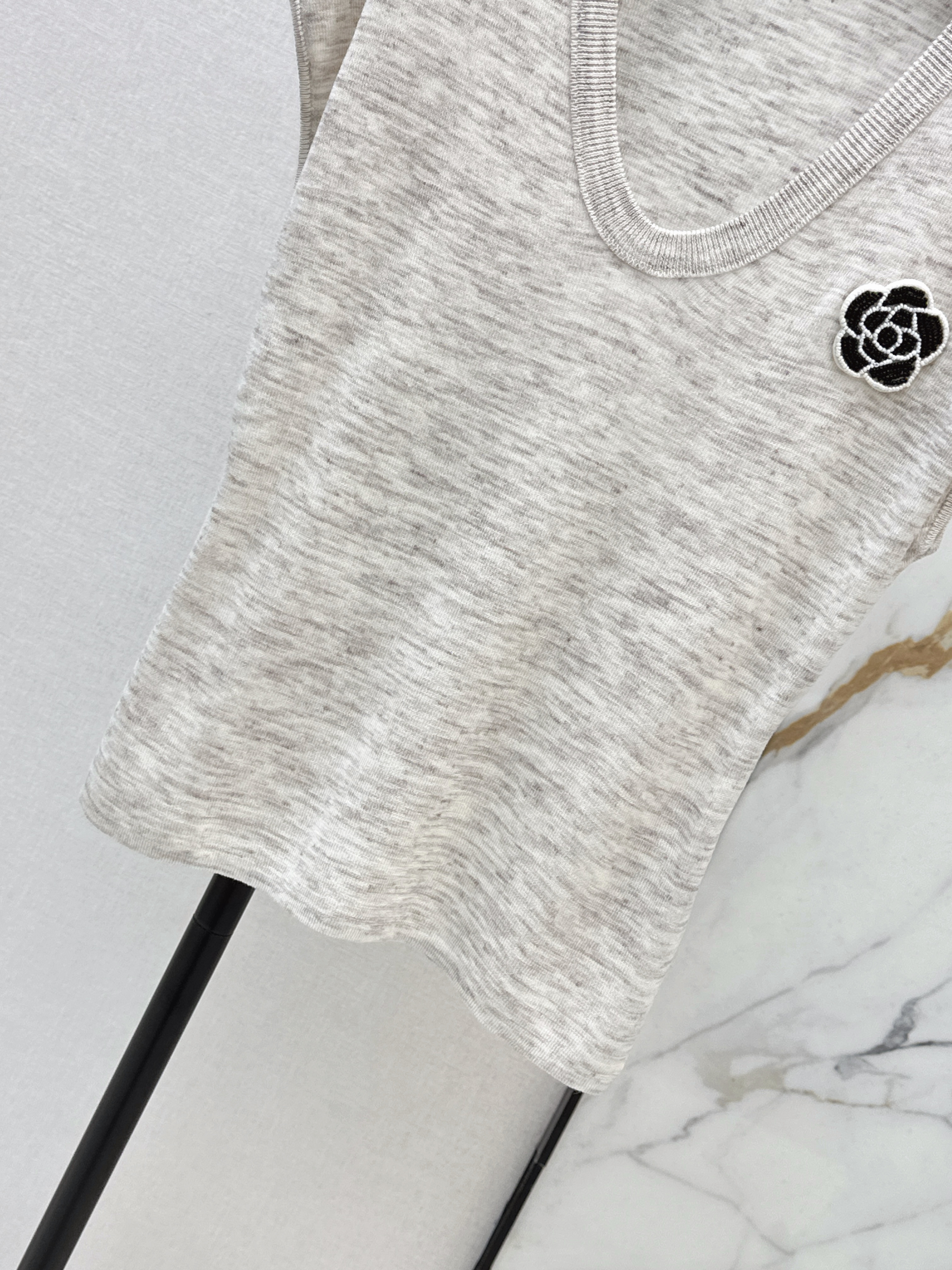 Chan 26ss 3d flower t-shirt