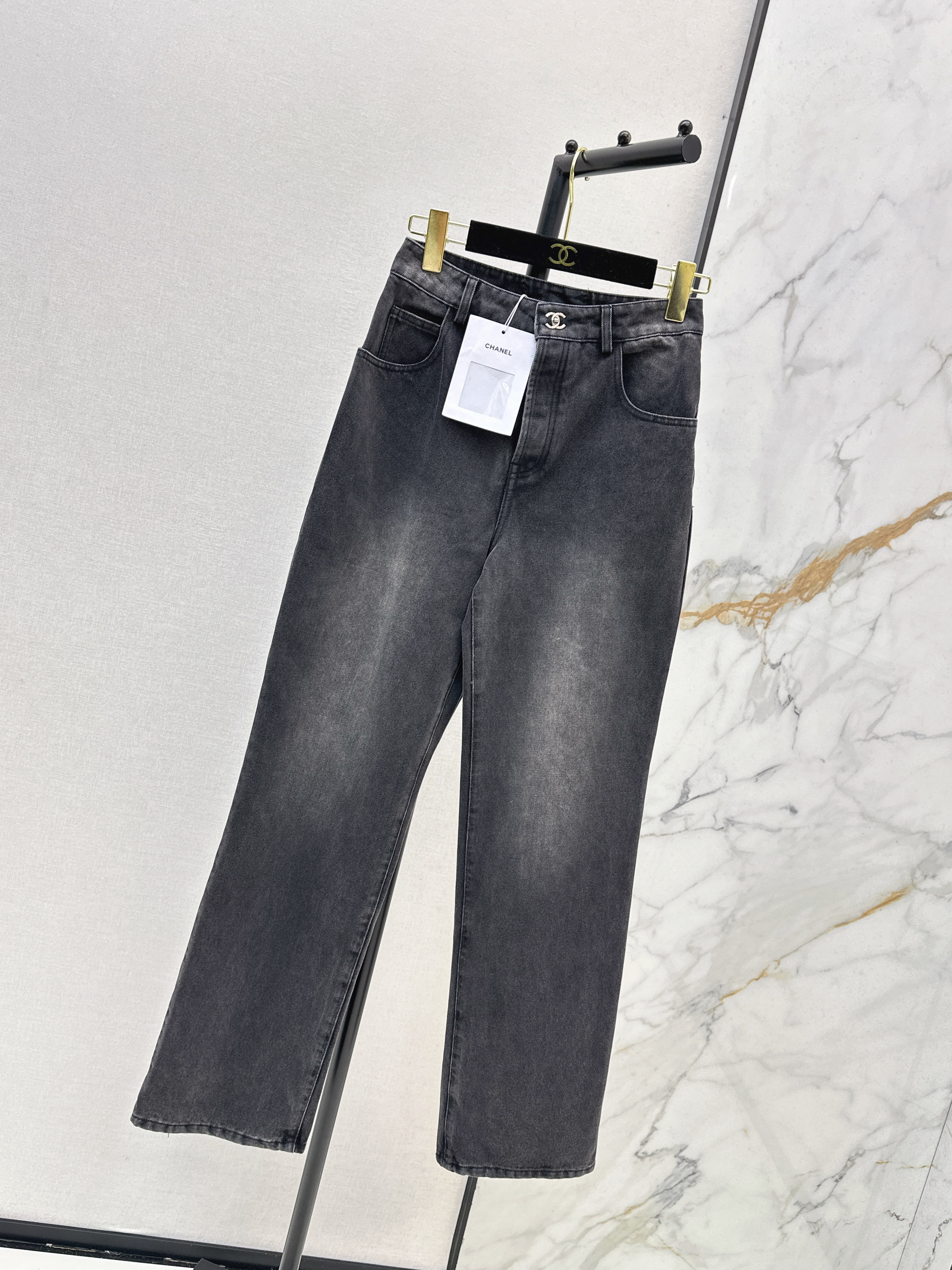 Chan 26ss straight jaens