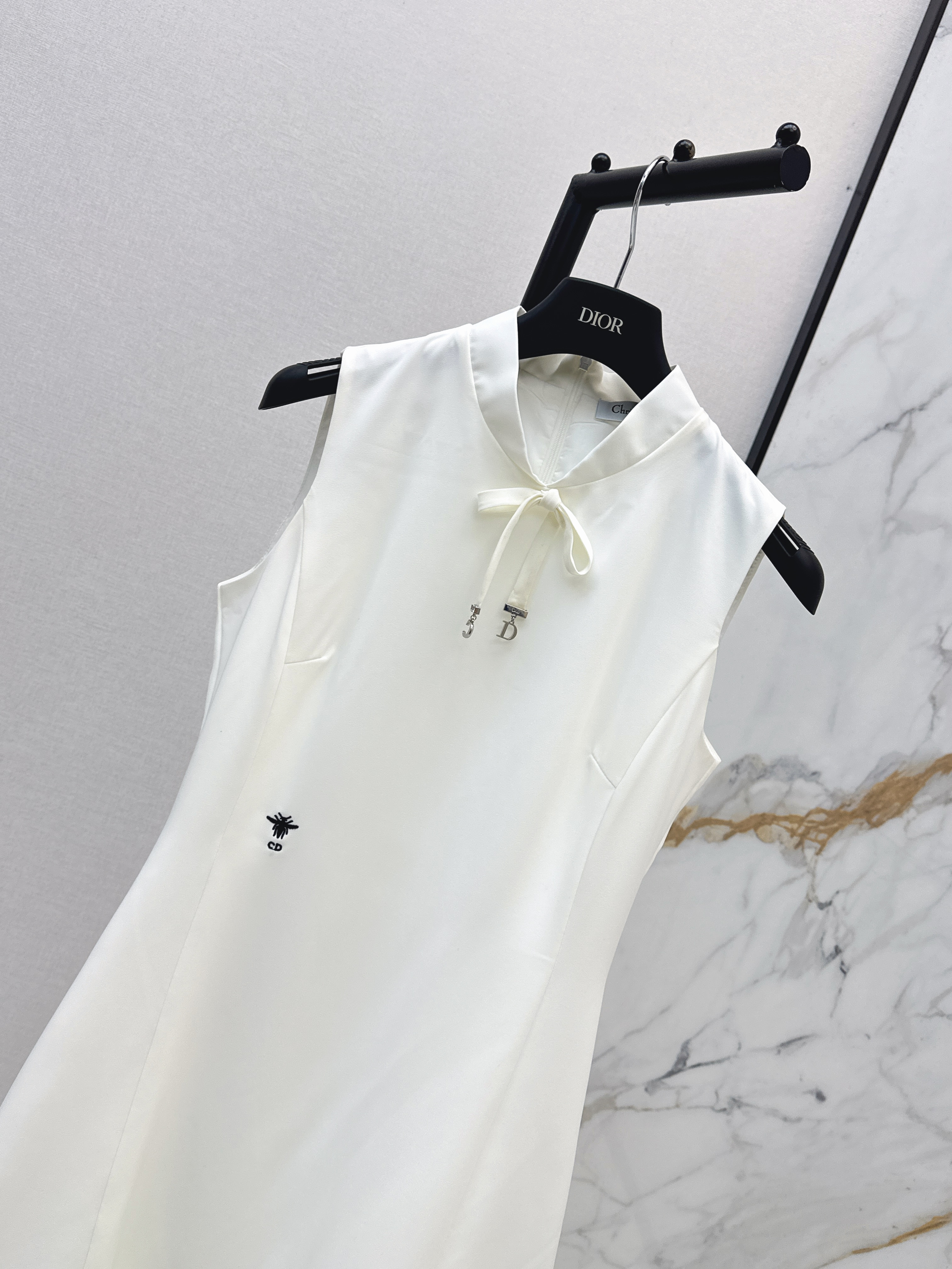 CD 26ss sleeveless mini dress