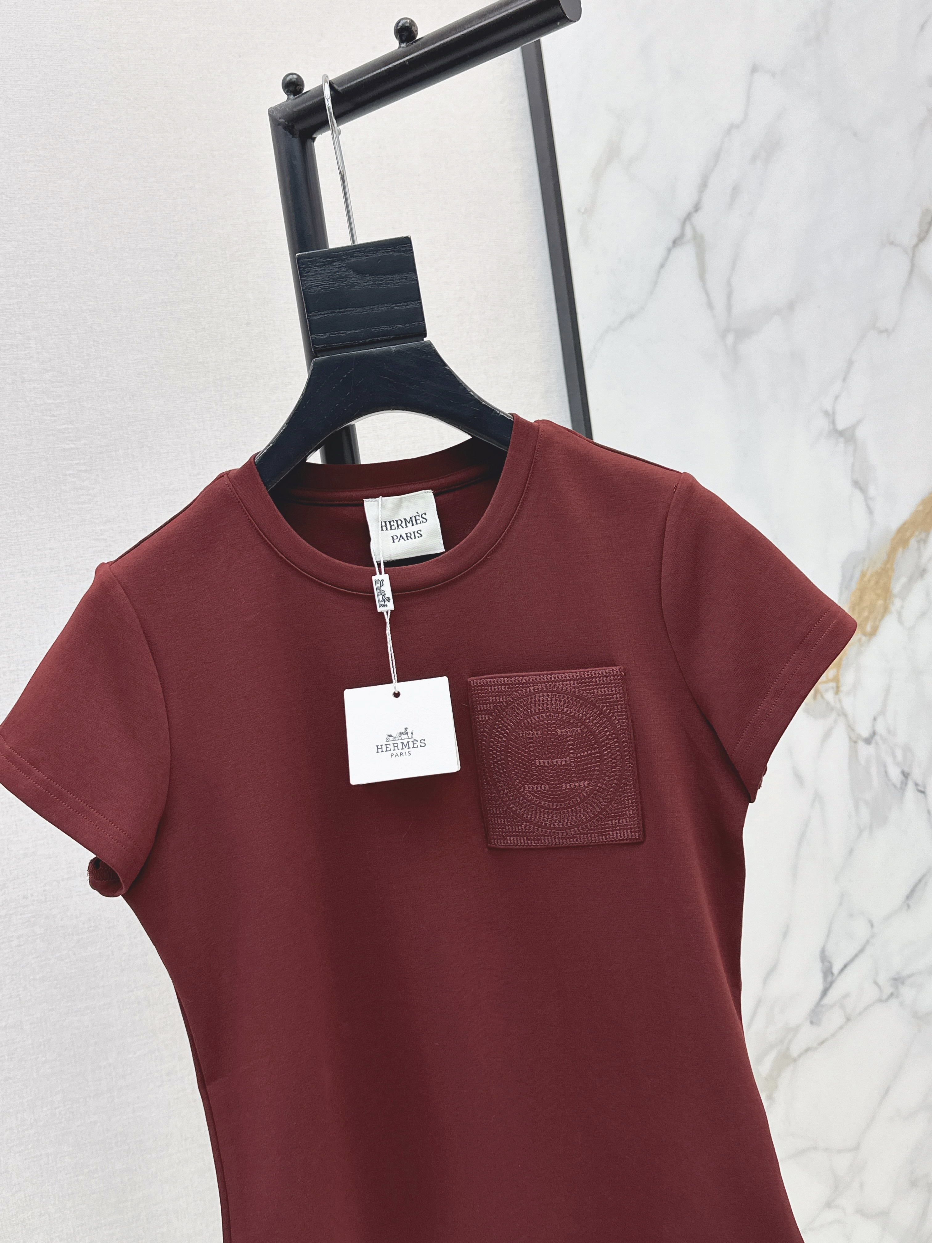 Her 26ss t-shirt