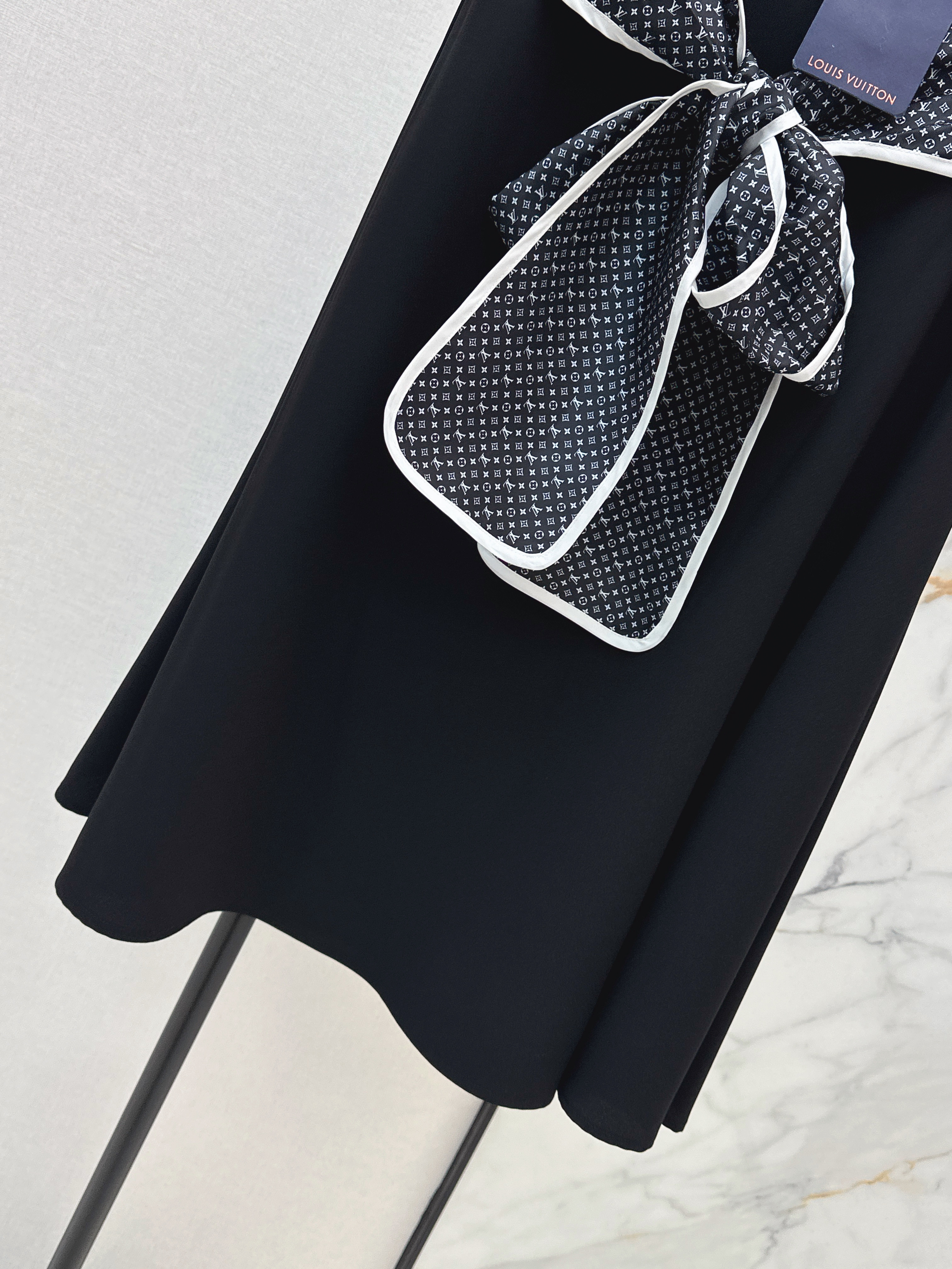 Loui 26ss ribbon skirt