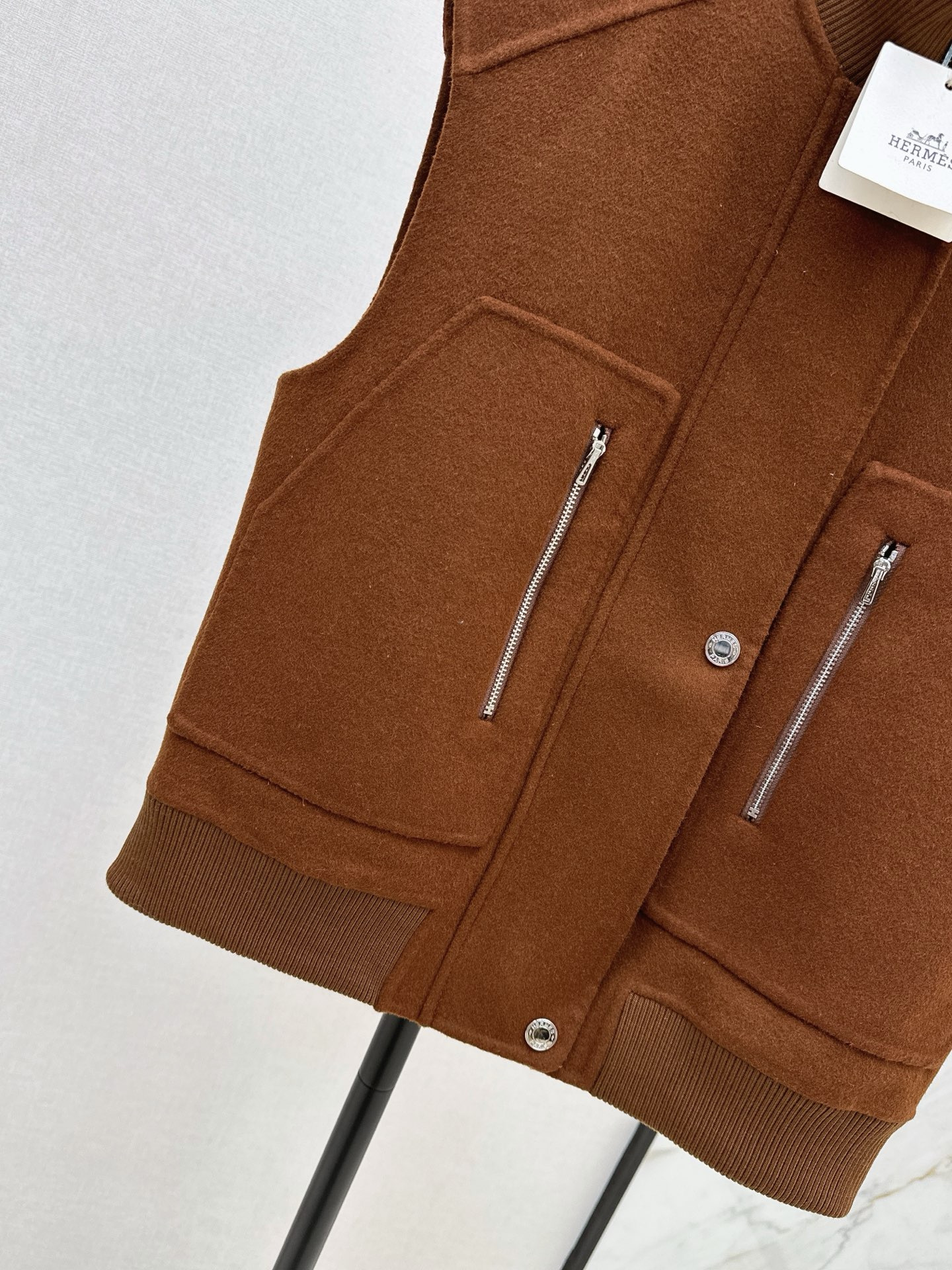 Her 26ss woolen vest jacket