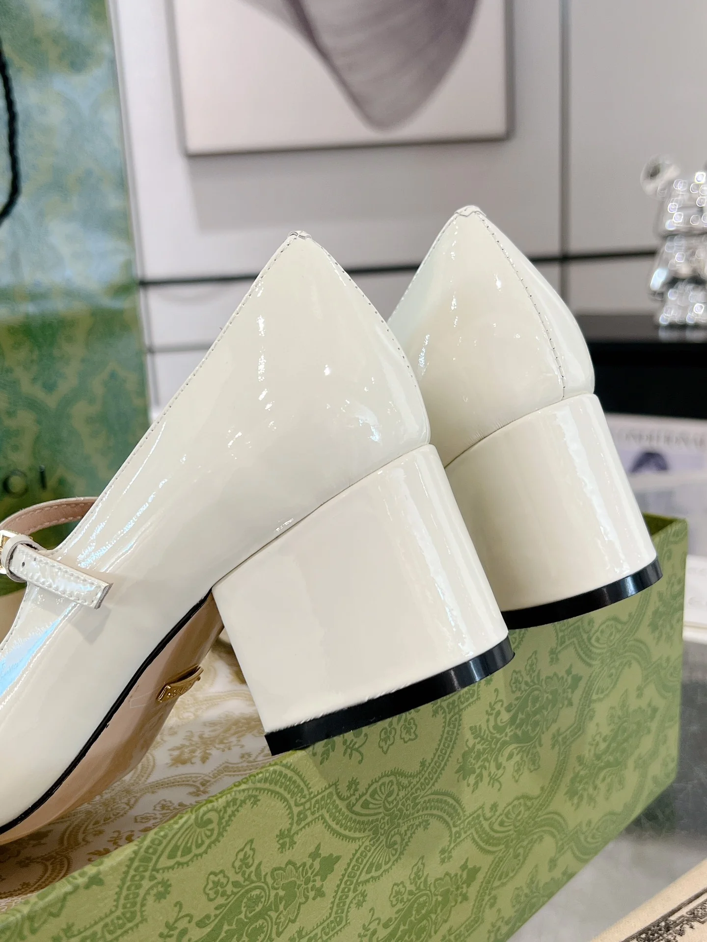 Gucc 26ss chunky heel