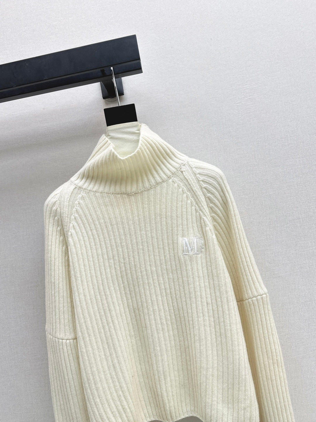 Max 25fw turtleneck sweater