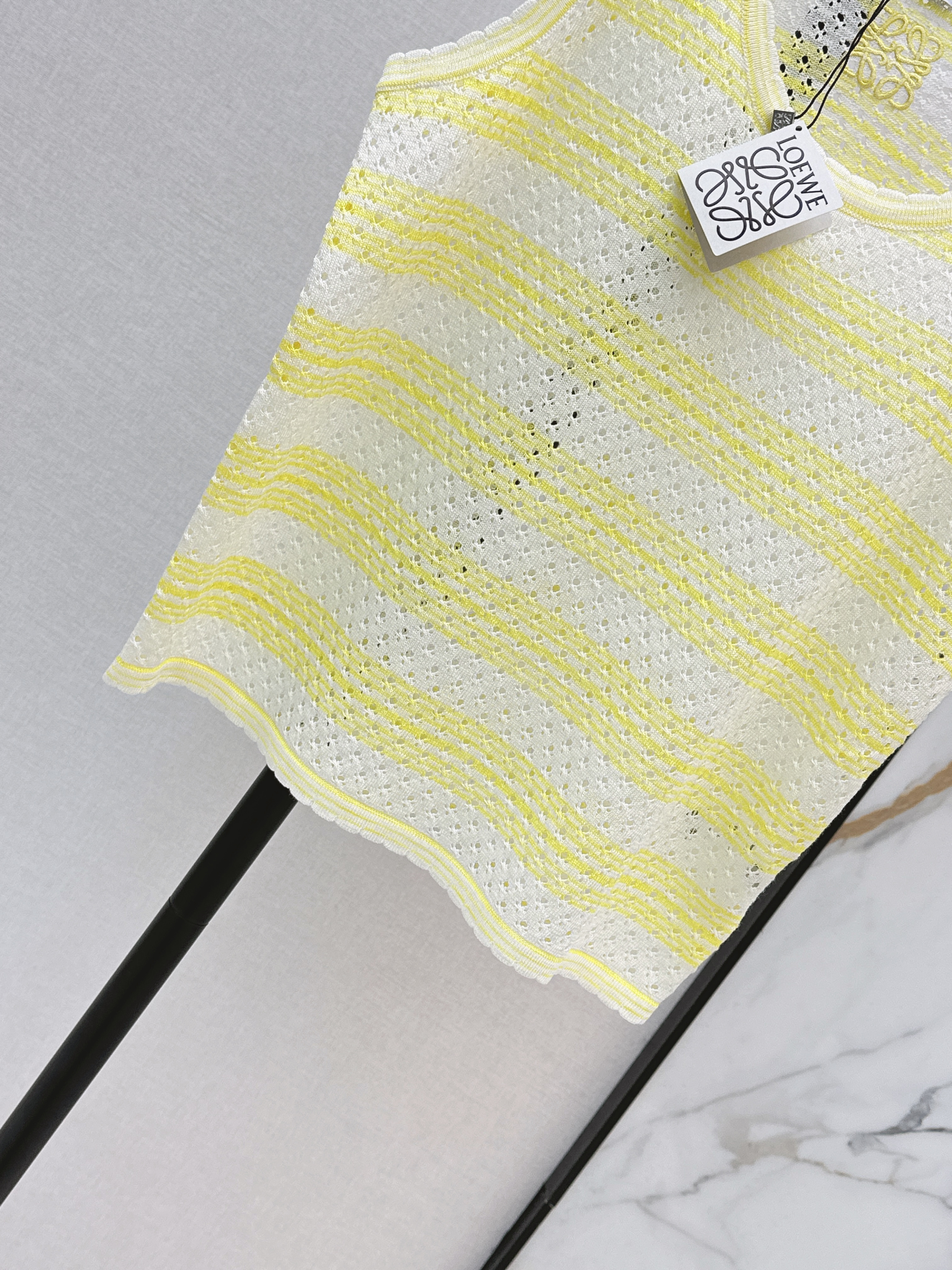 Loe 26ss hollow stripe vest