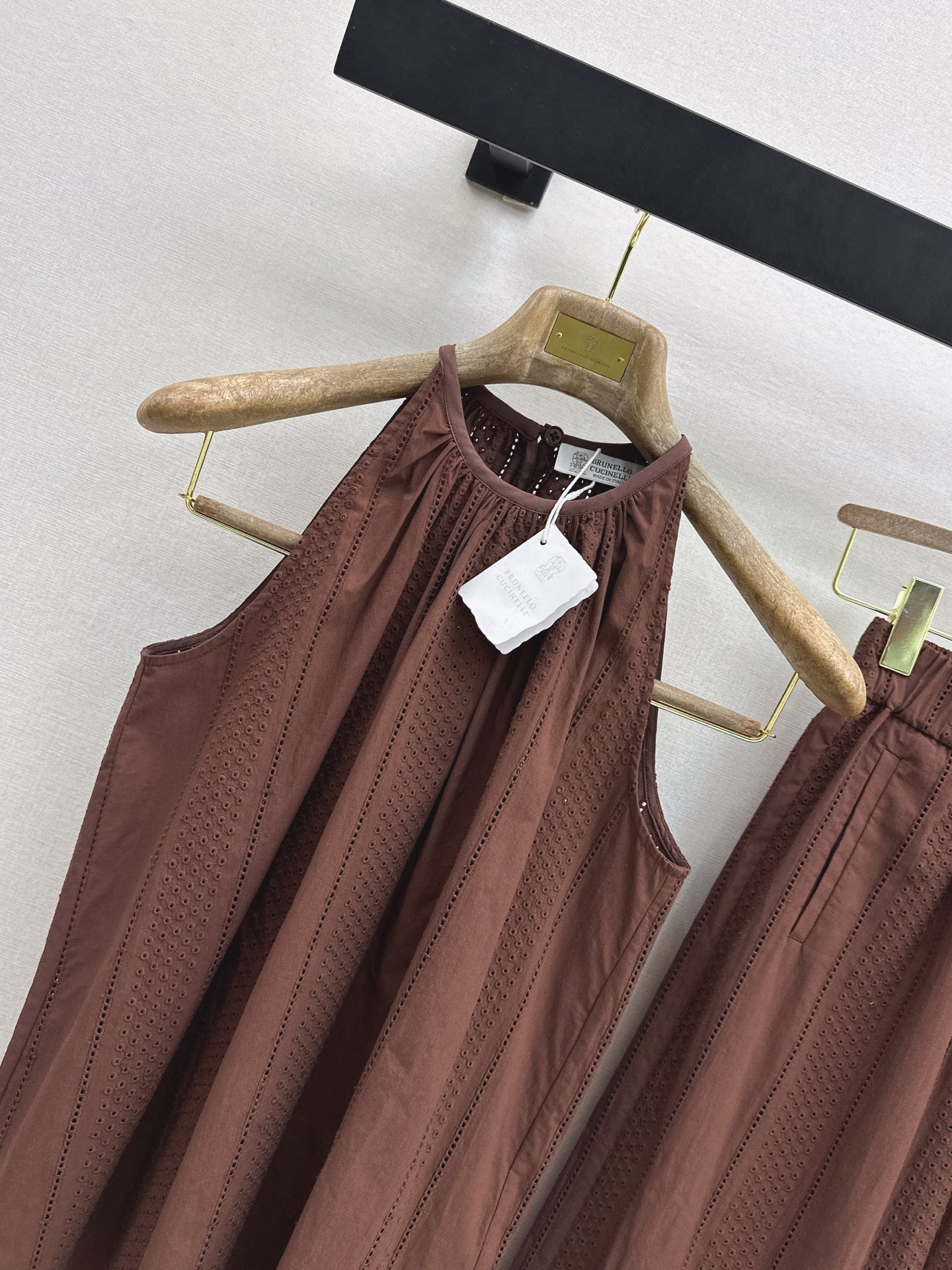 Brun 26ss sleeveless A-line top pants set