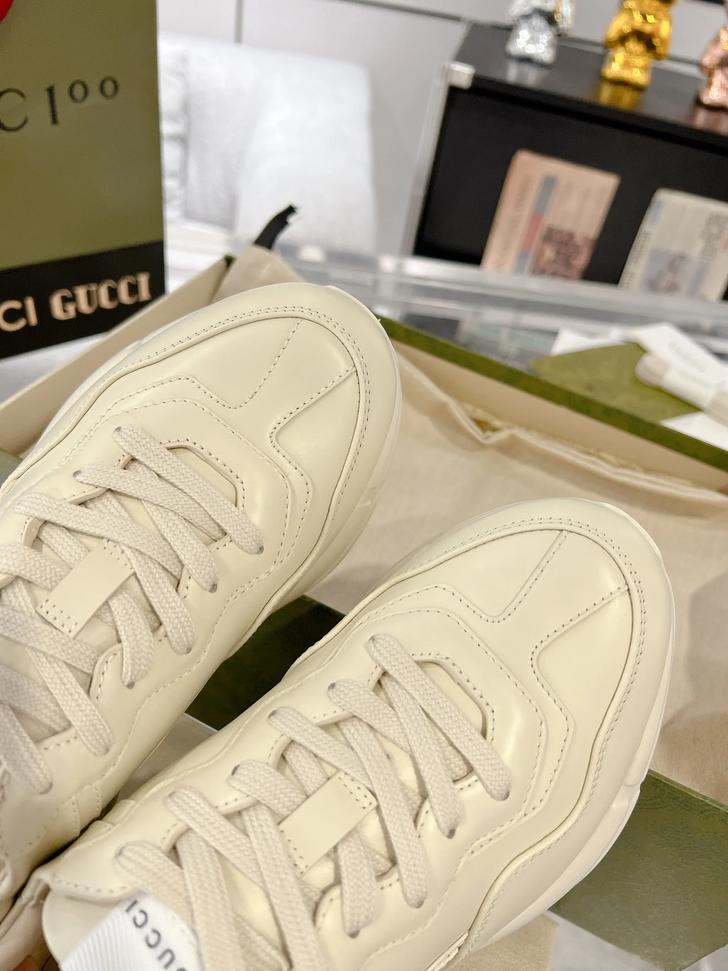 Gucc 25fw dad's shoes