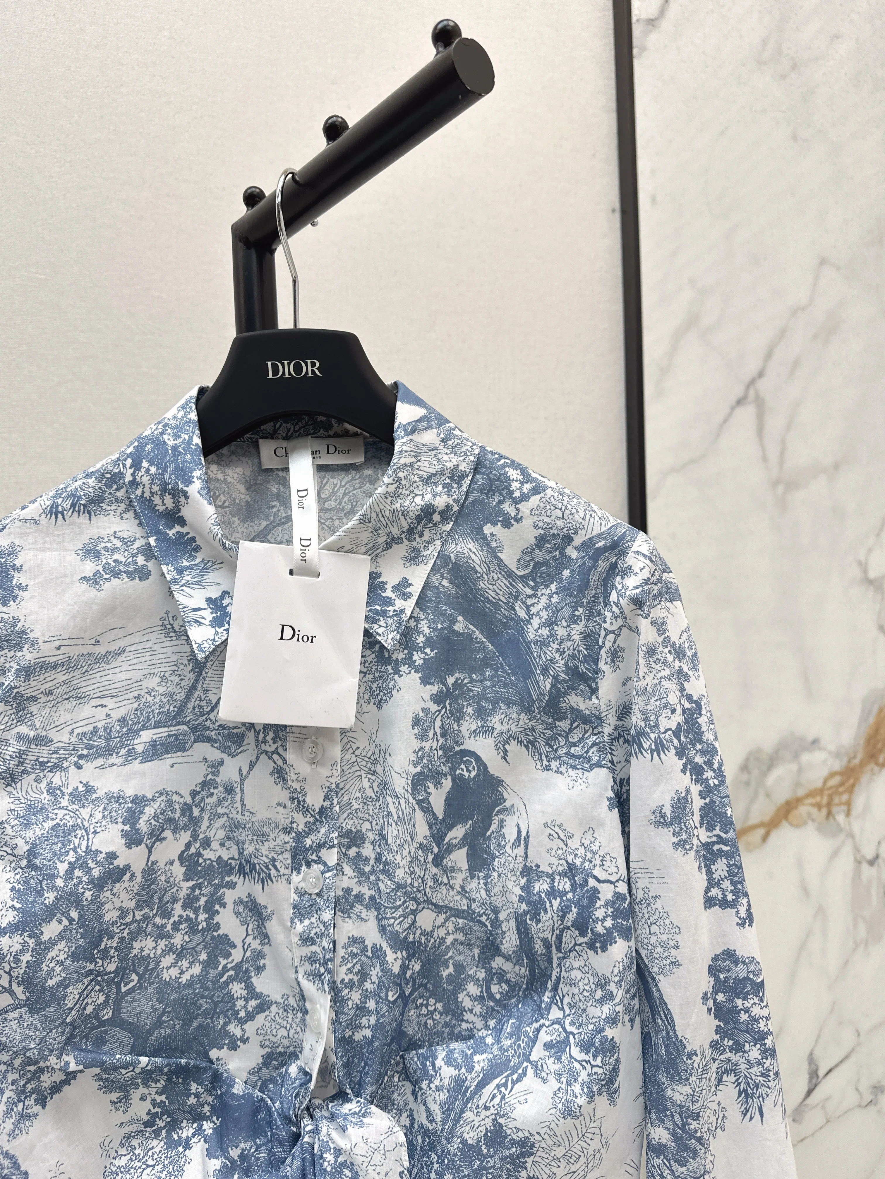 CD 26ss cropped tie-front shirt