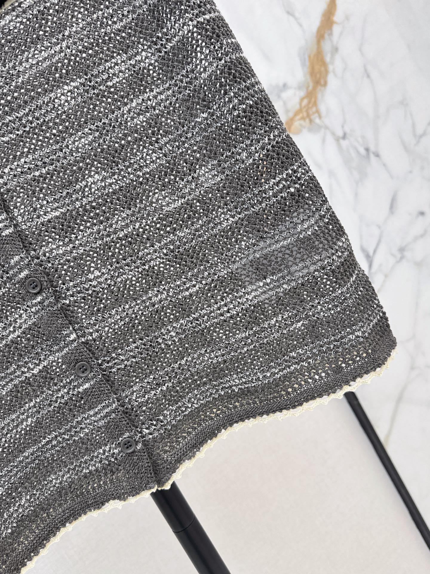 Valen 26ss stripe knit vest