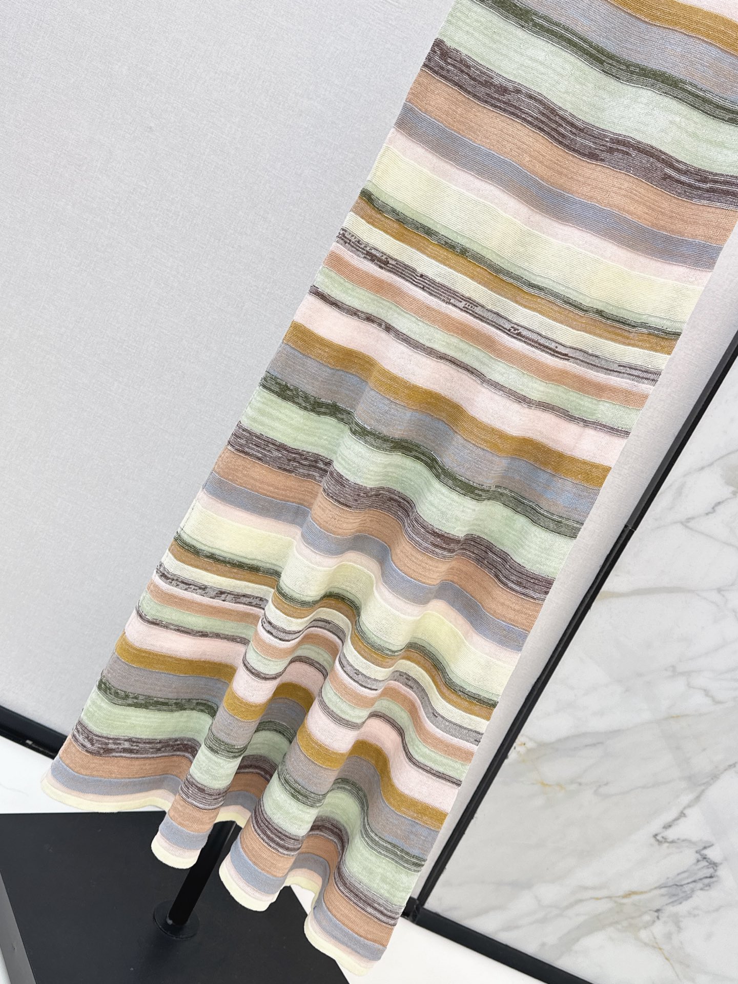 Chan 26ss sleeveless stripe dress