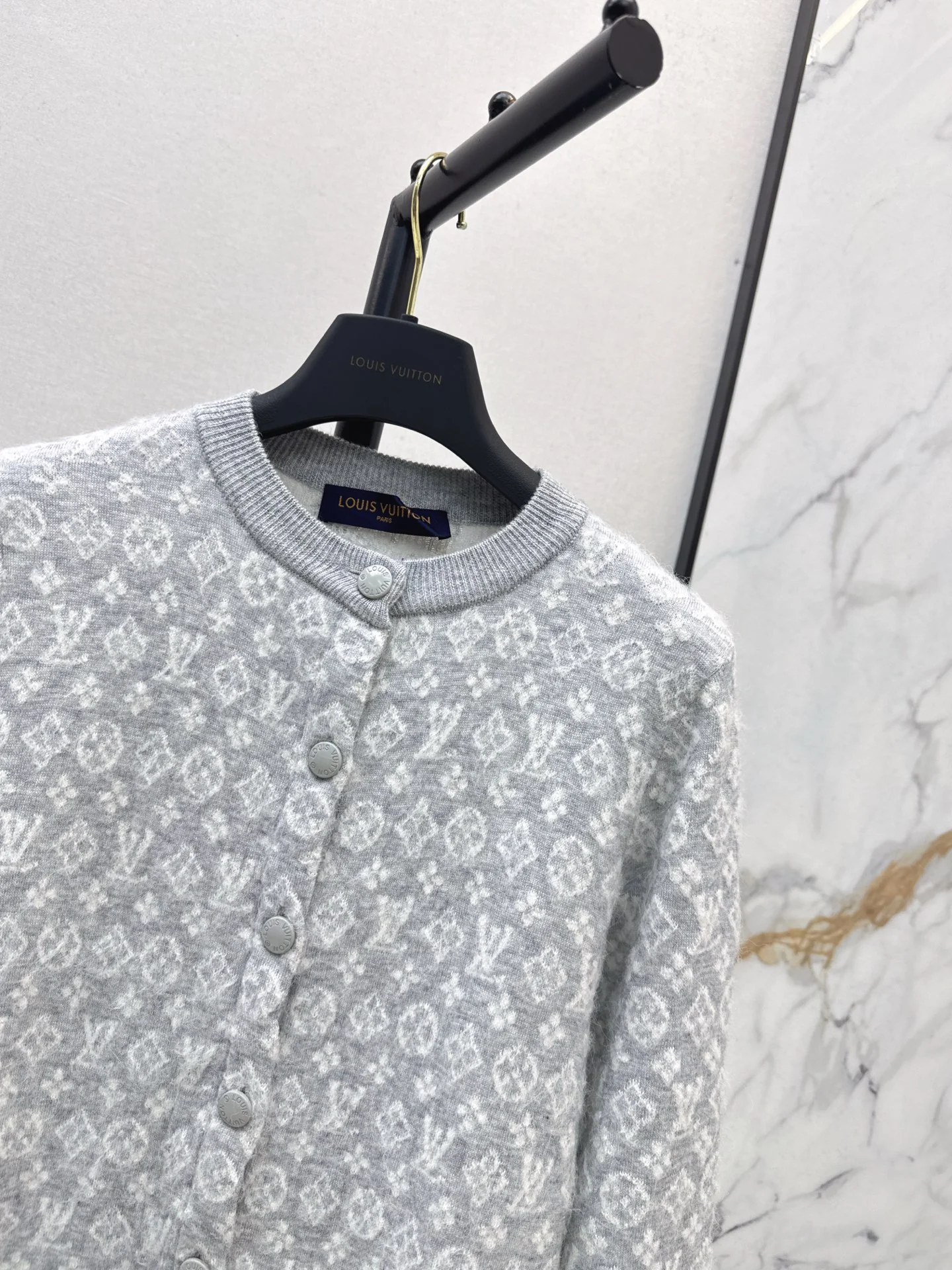 Loui 25fw jacquard cardigan