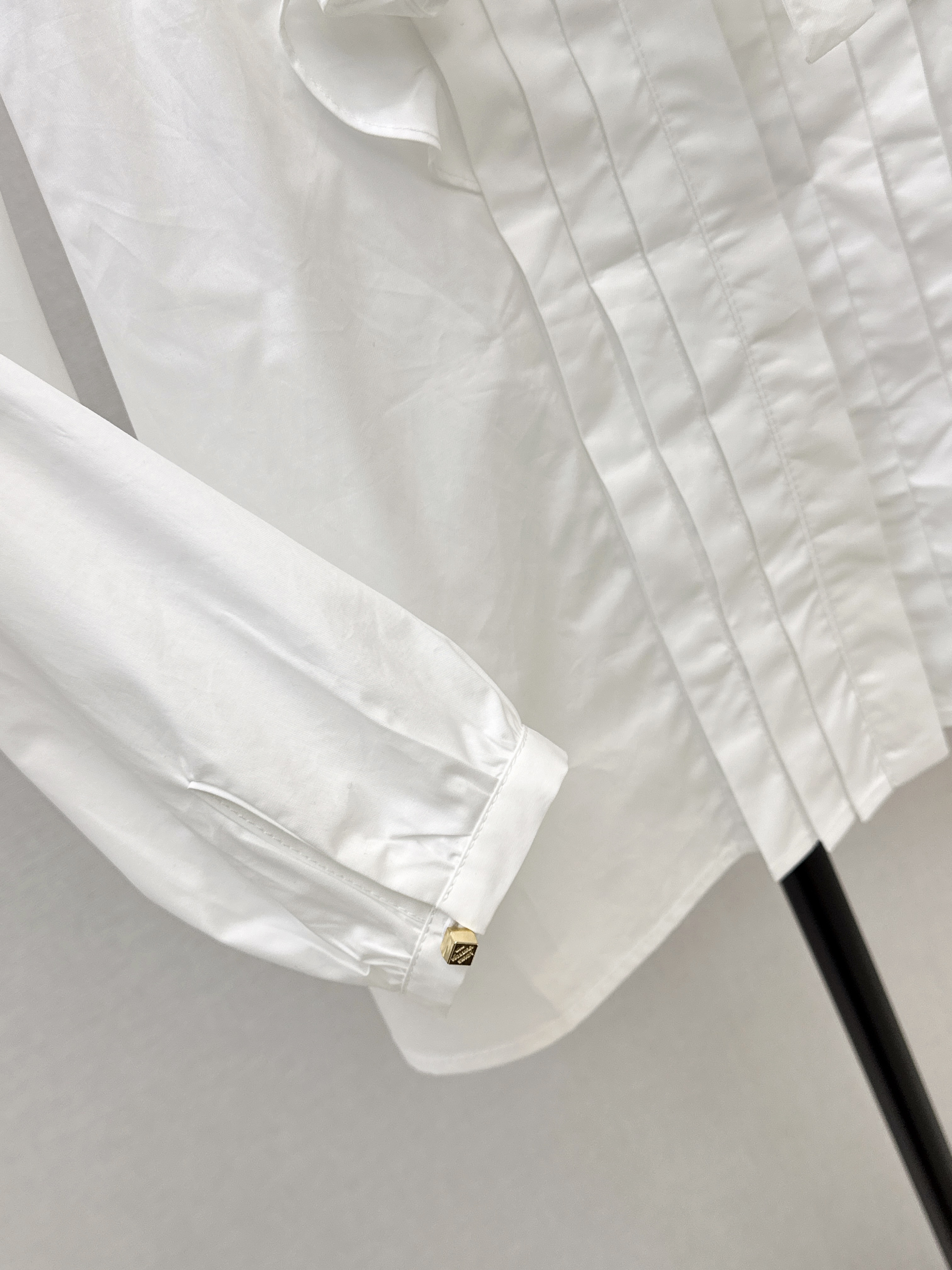 Loui 26ss ruffle shirt