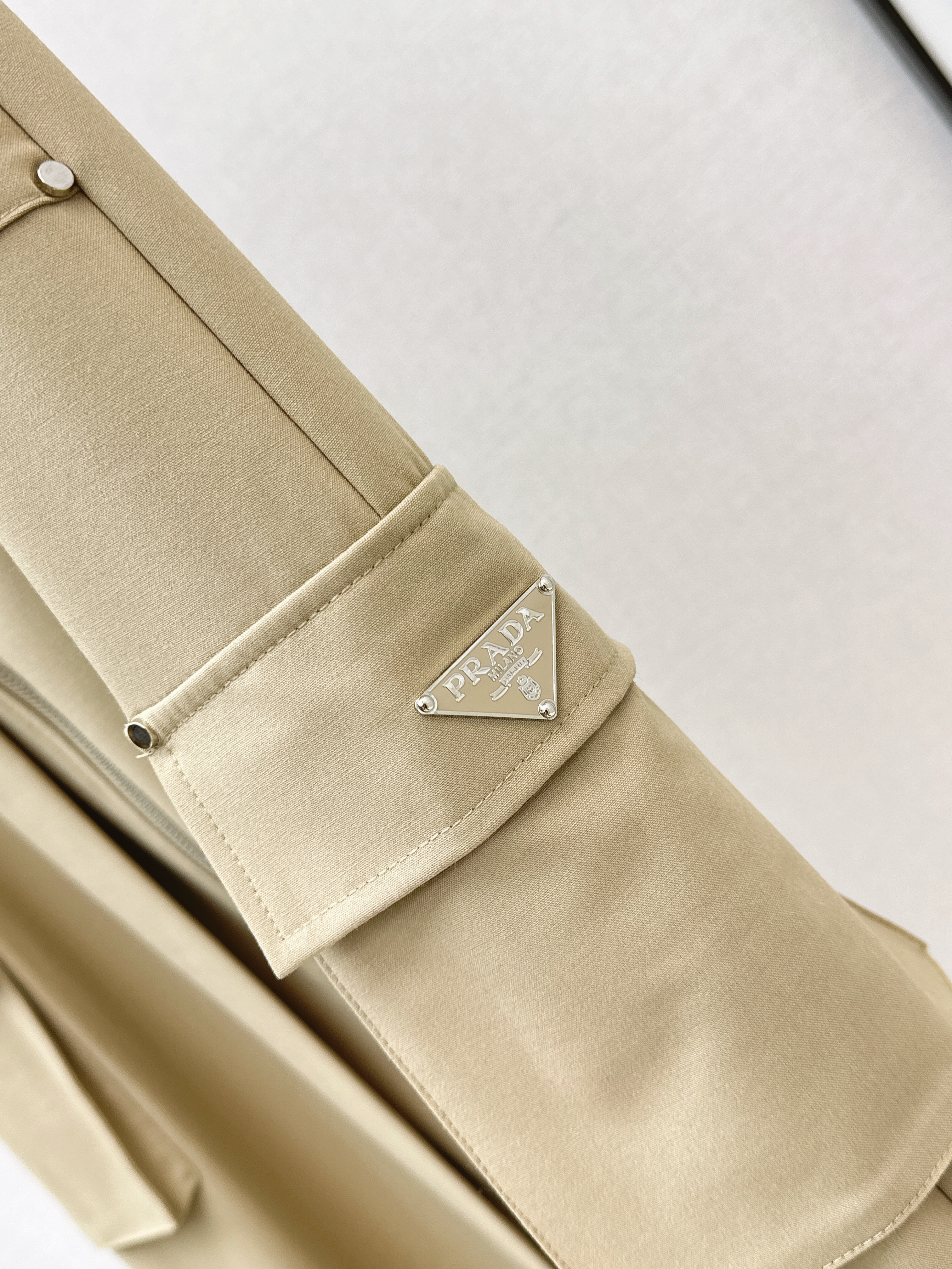 Pra 26ss zip-up skirt