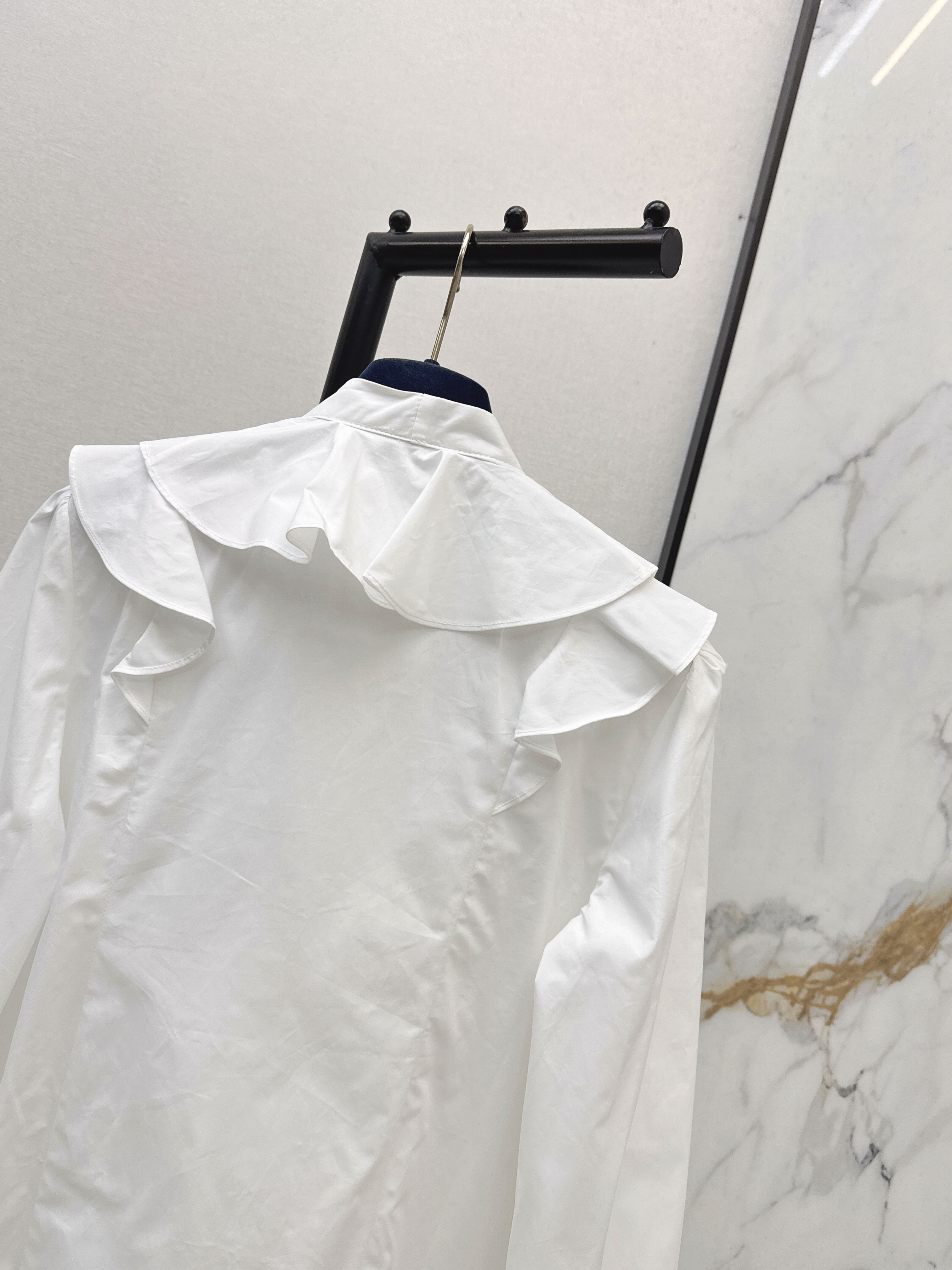 Loui 26ss ruffle shirt