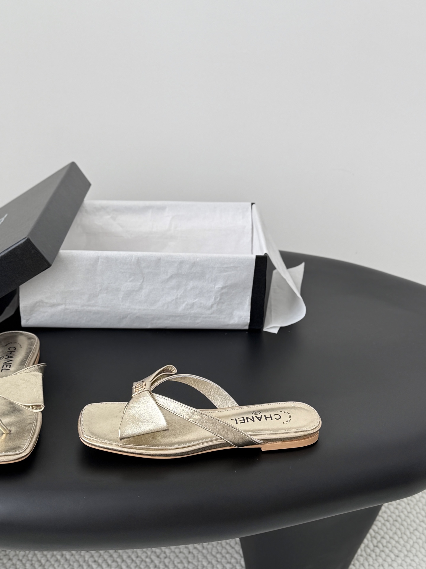 Chan 26P flip-flops