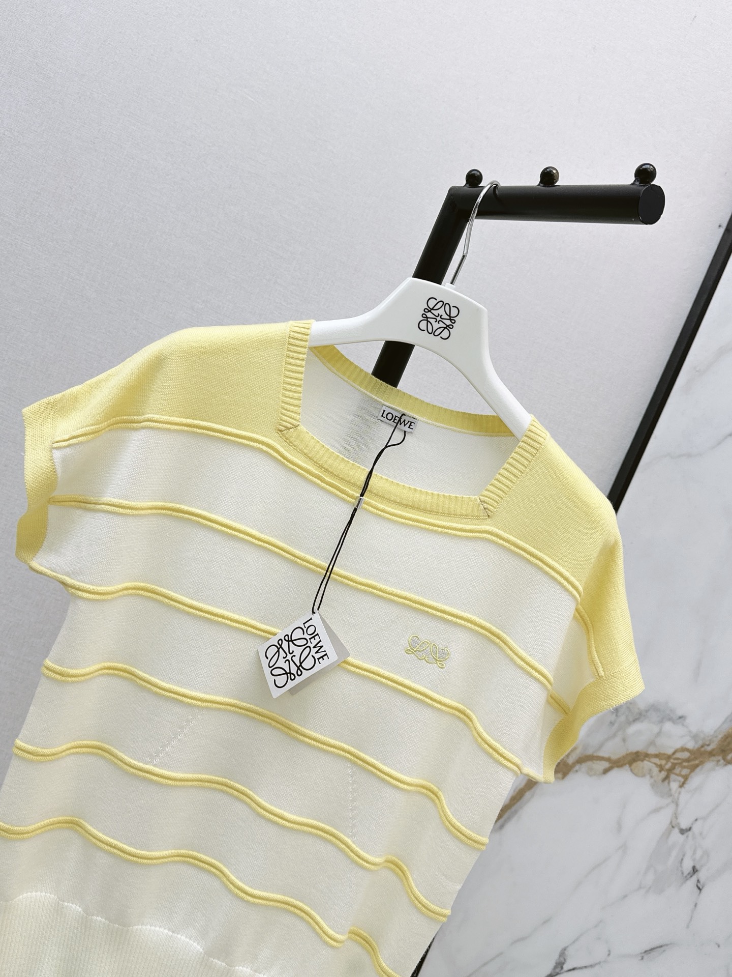 Loe 26ss stripe knit sweater