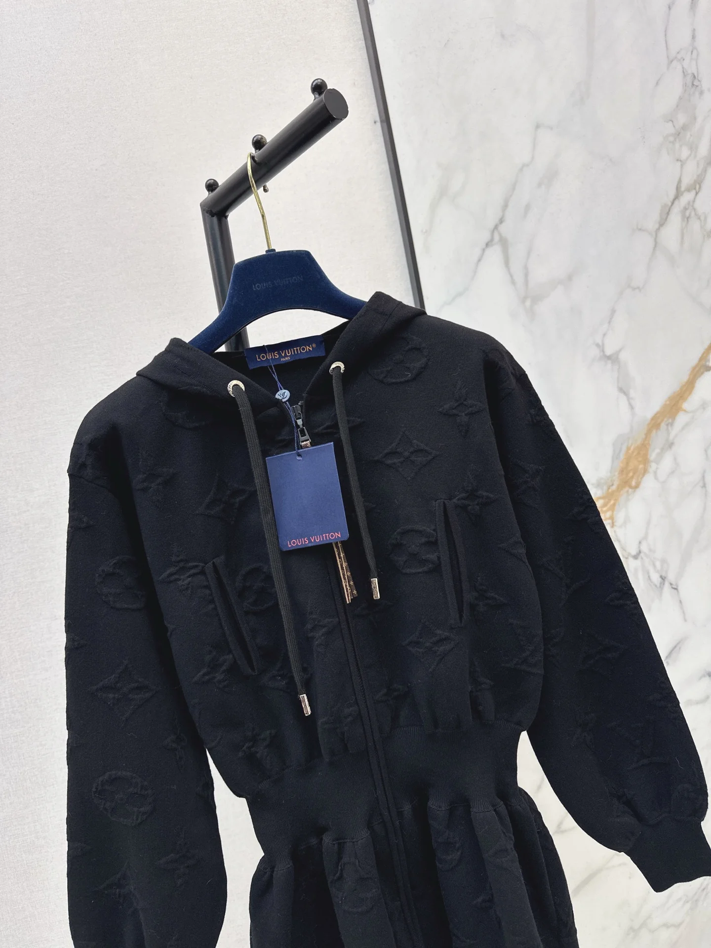 Louis 25fw hooded jacket