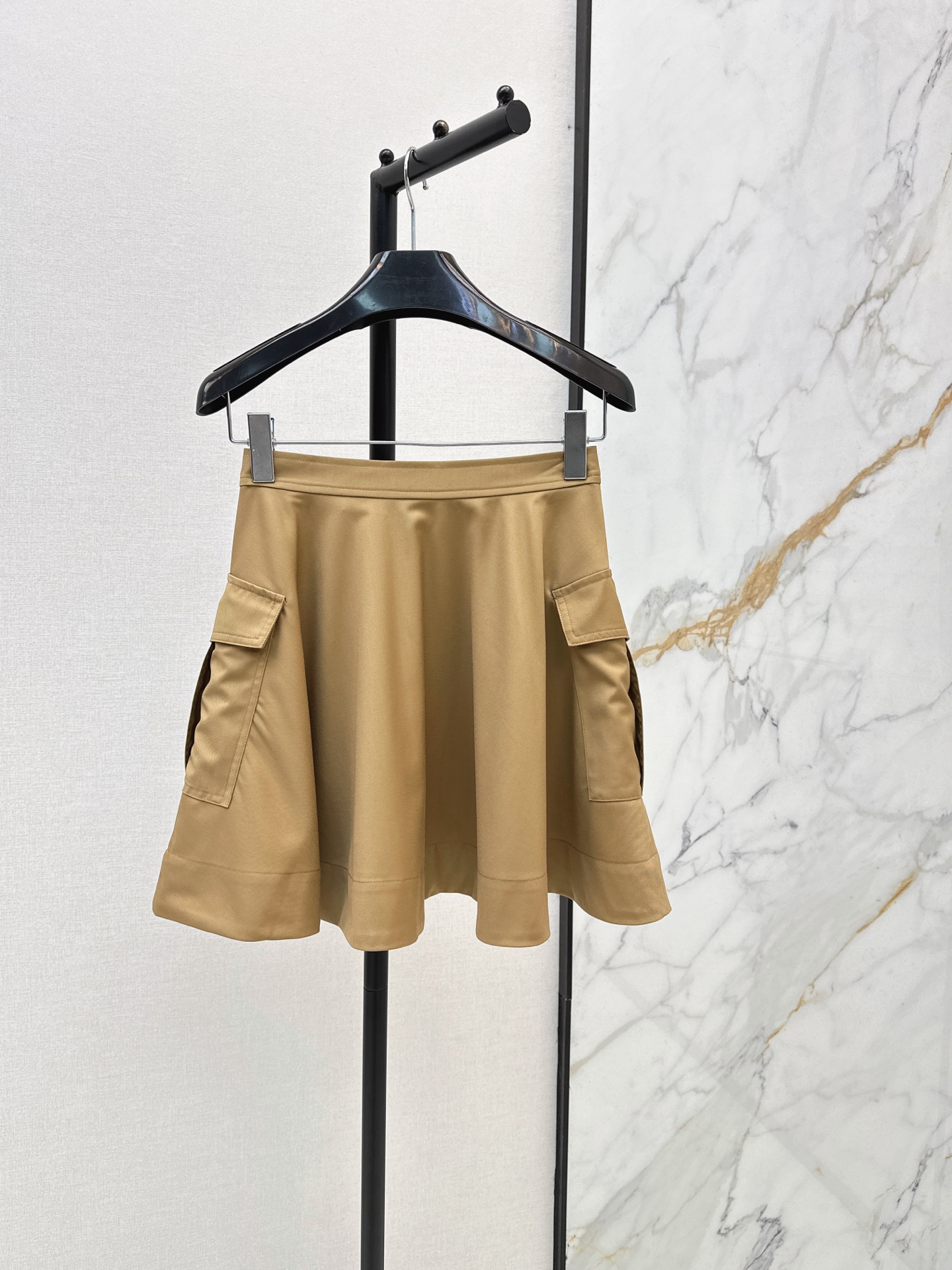 Celi 26ss cargo mini skirt