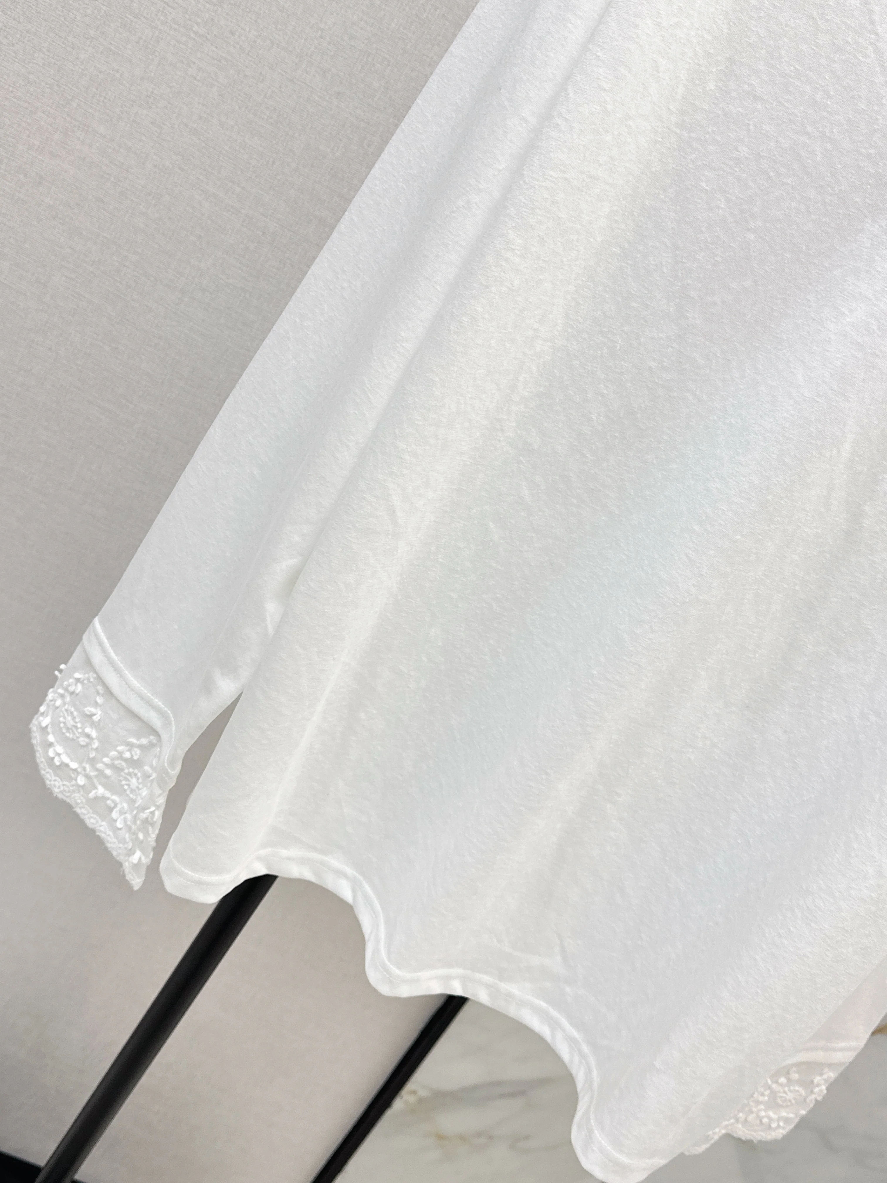 Miu 26ss lace hooded shirts