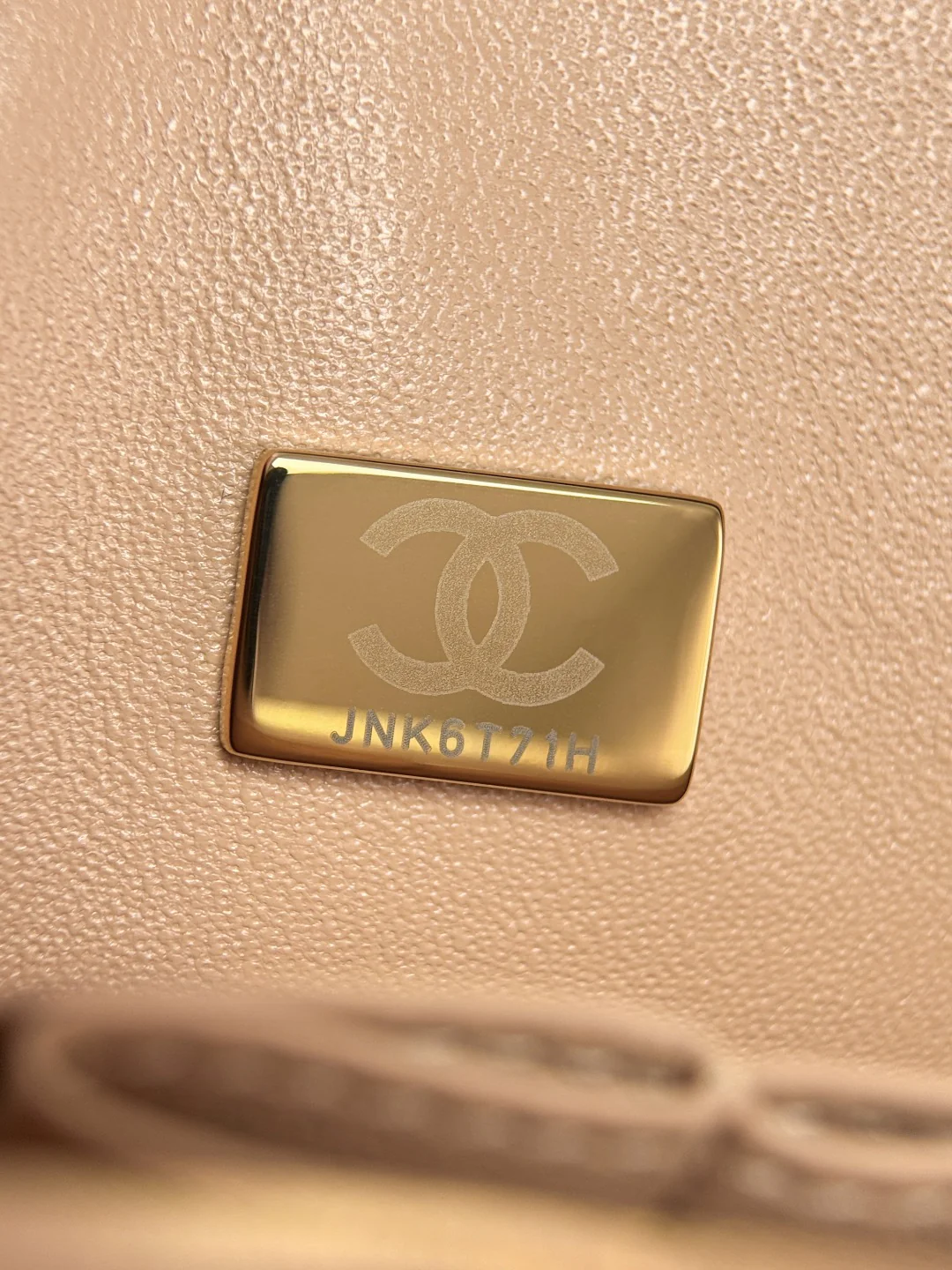 Chan cf25 chain shoulder bag