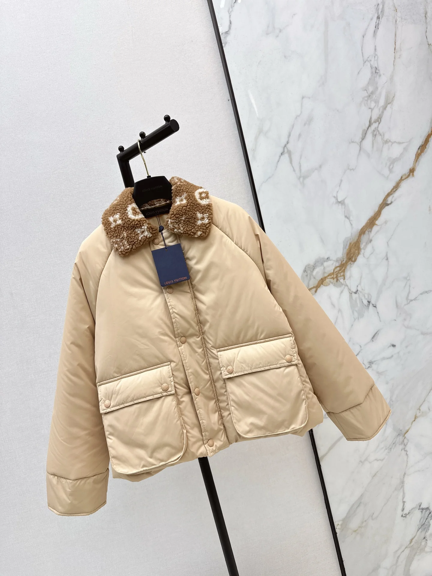 Louis 25fw padded jacket