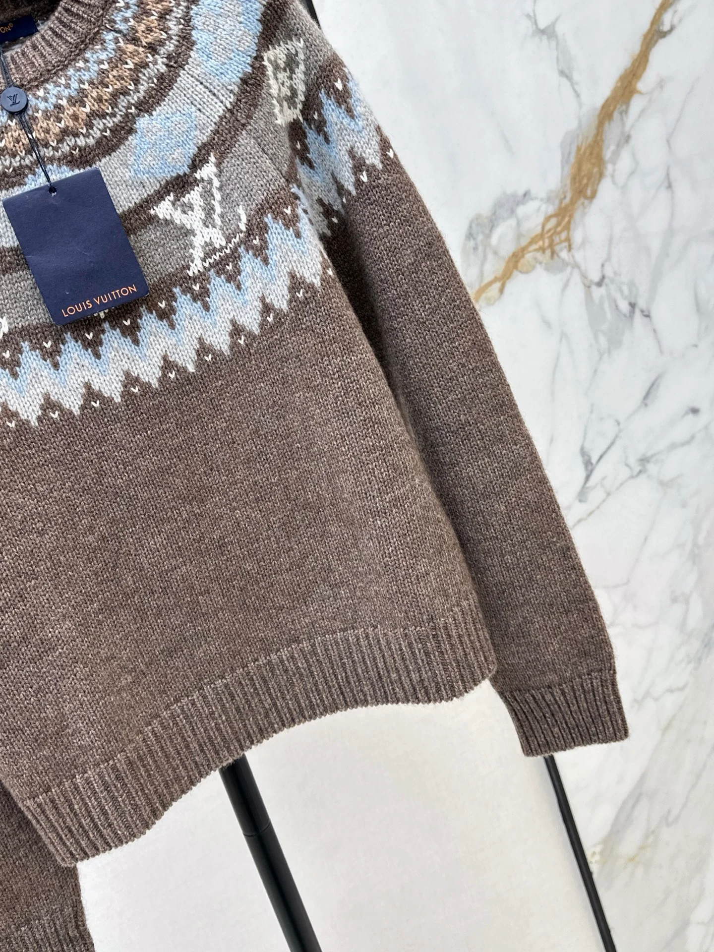 Loui 25fw wool sweater