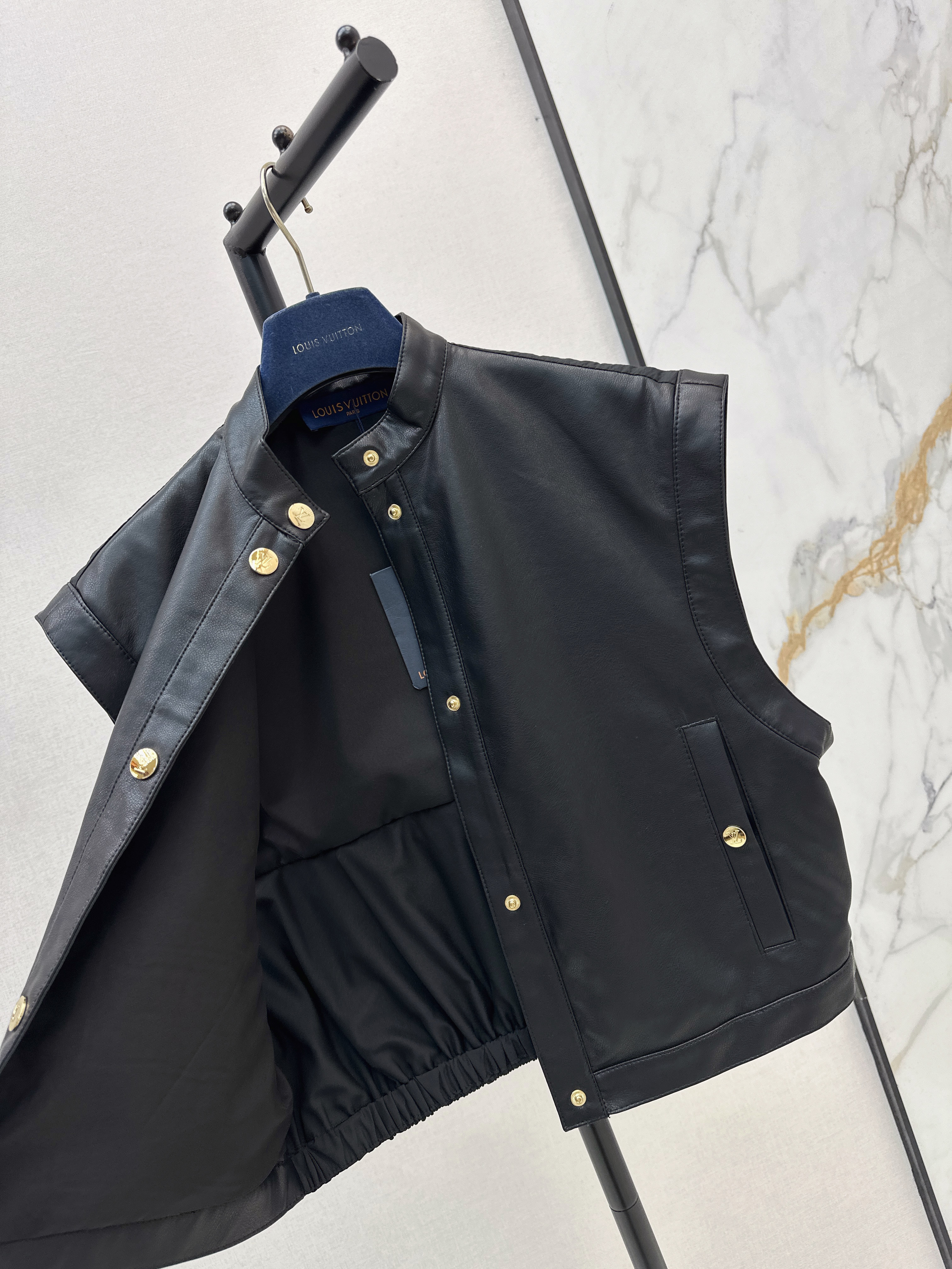 Loui 26ss pu leather contract waistcoat