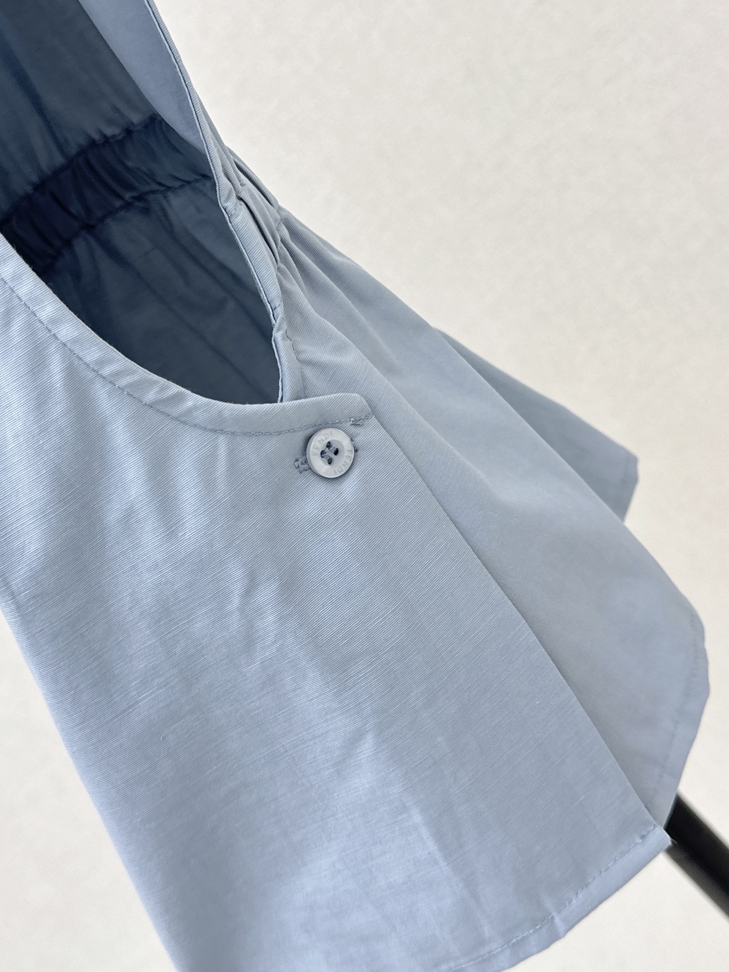 Fen 26ss sleeveless shirt